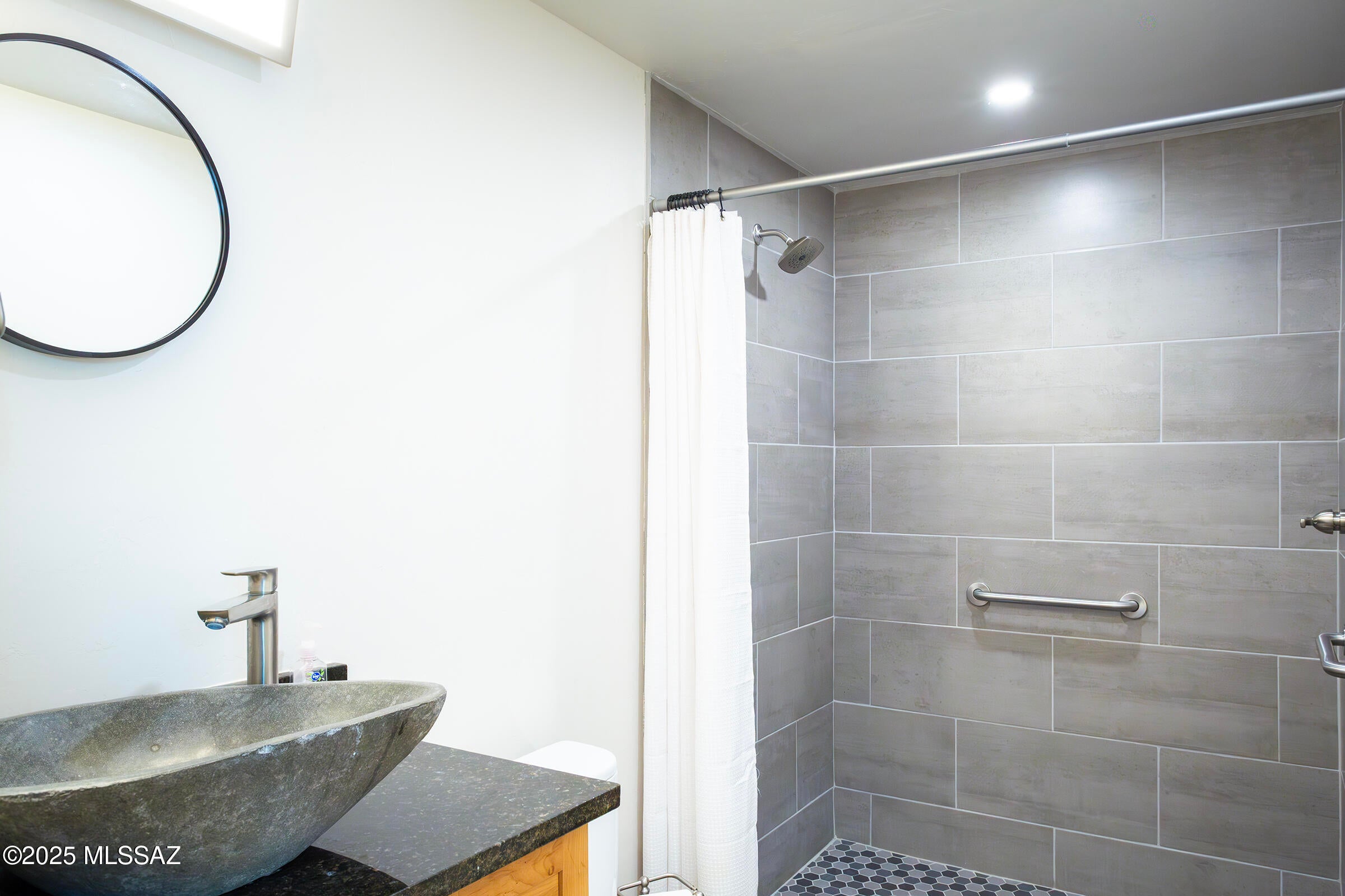 Swan Park Addition - Residential Lease