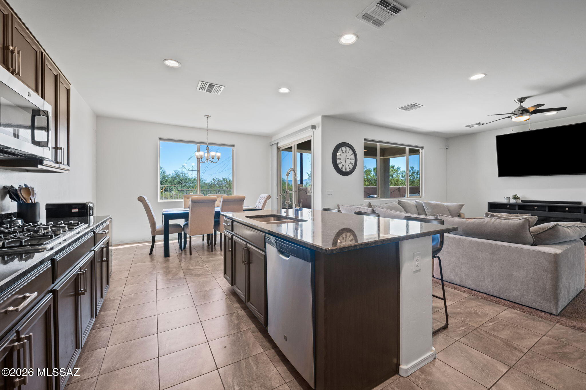 Entrada La Villita SQ20161810742 - Residential