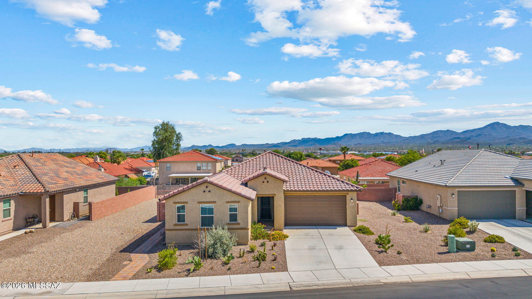 De Anza - Residential