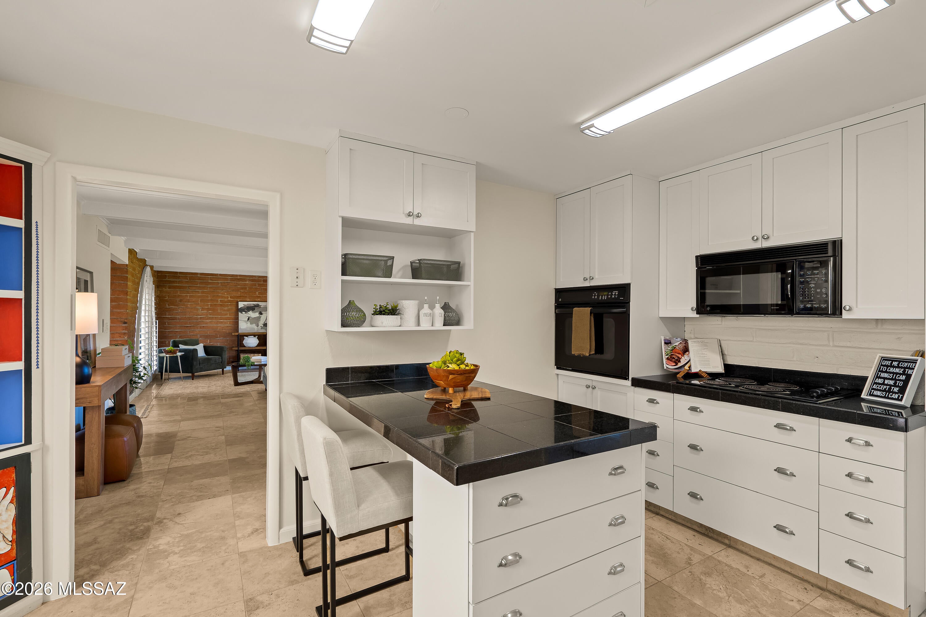 Las Lomitas (1) - Residential