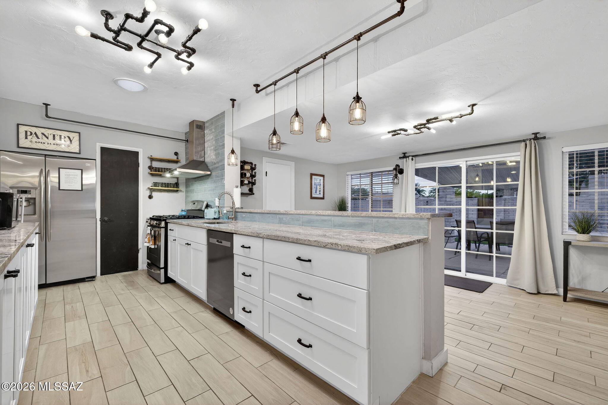 Del Monte Village - Residential