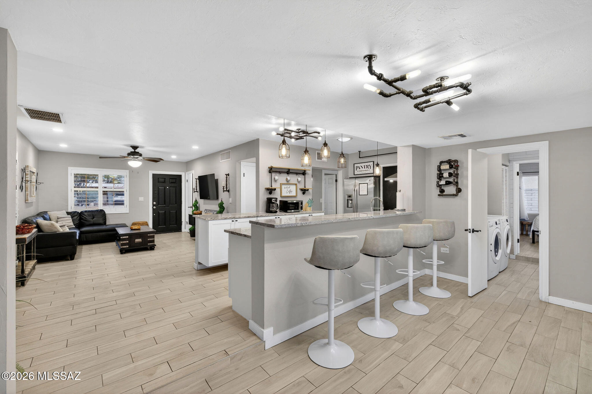 Del Monte Village - Residential