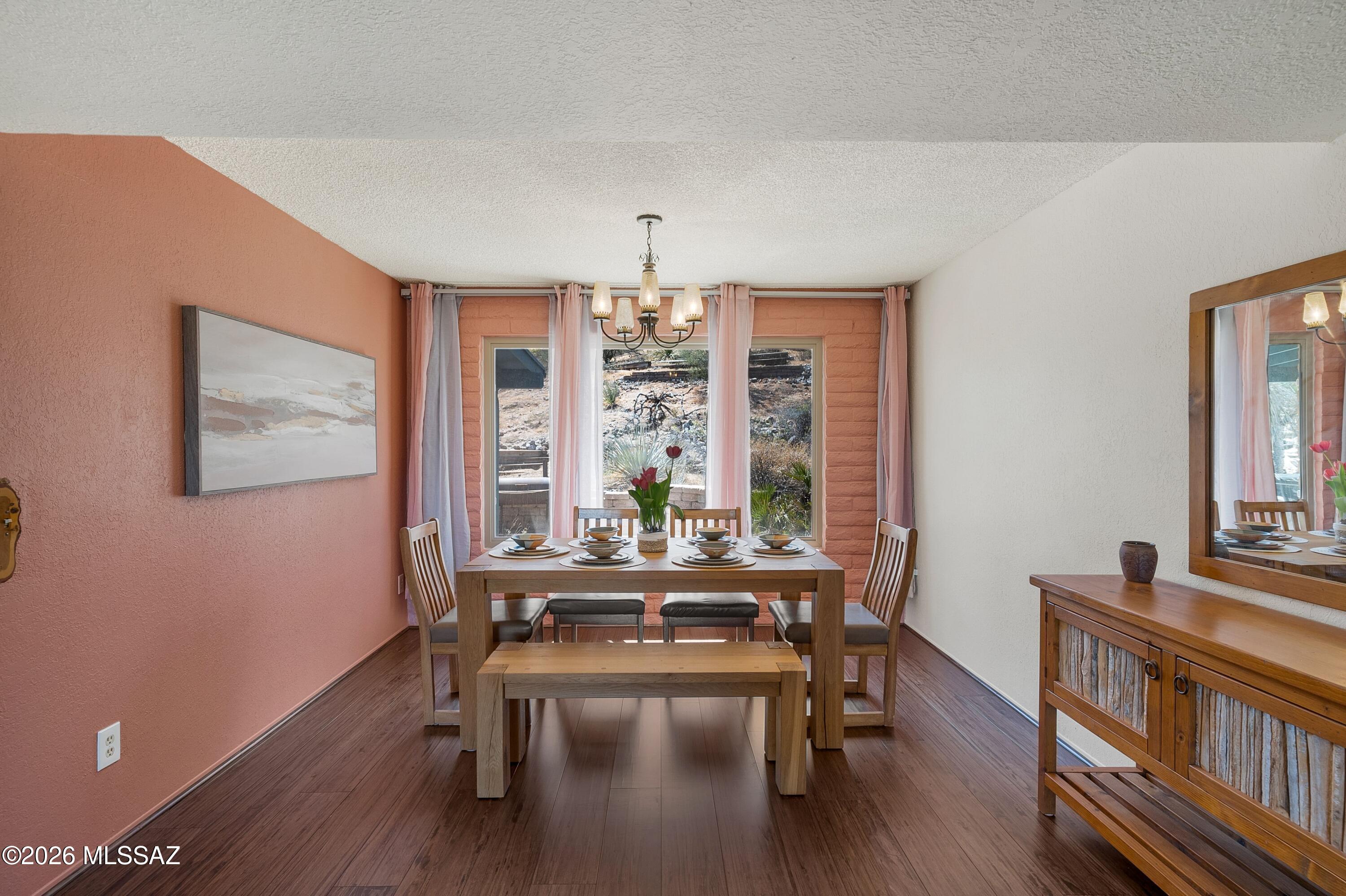 Rancho Feliz (390-441) - Residential