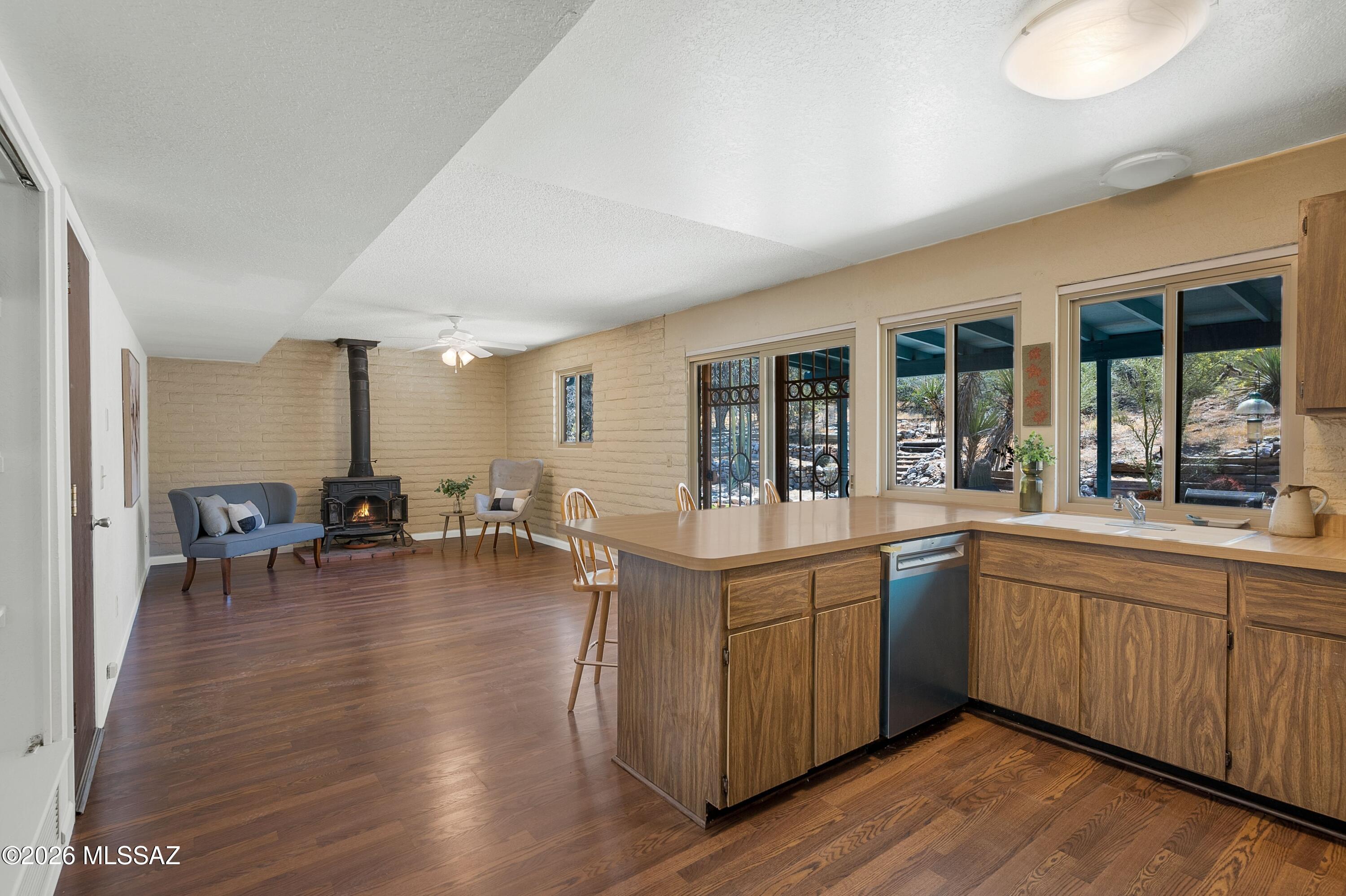 Rancho Feliz (390-441) - Residential