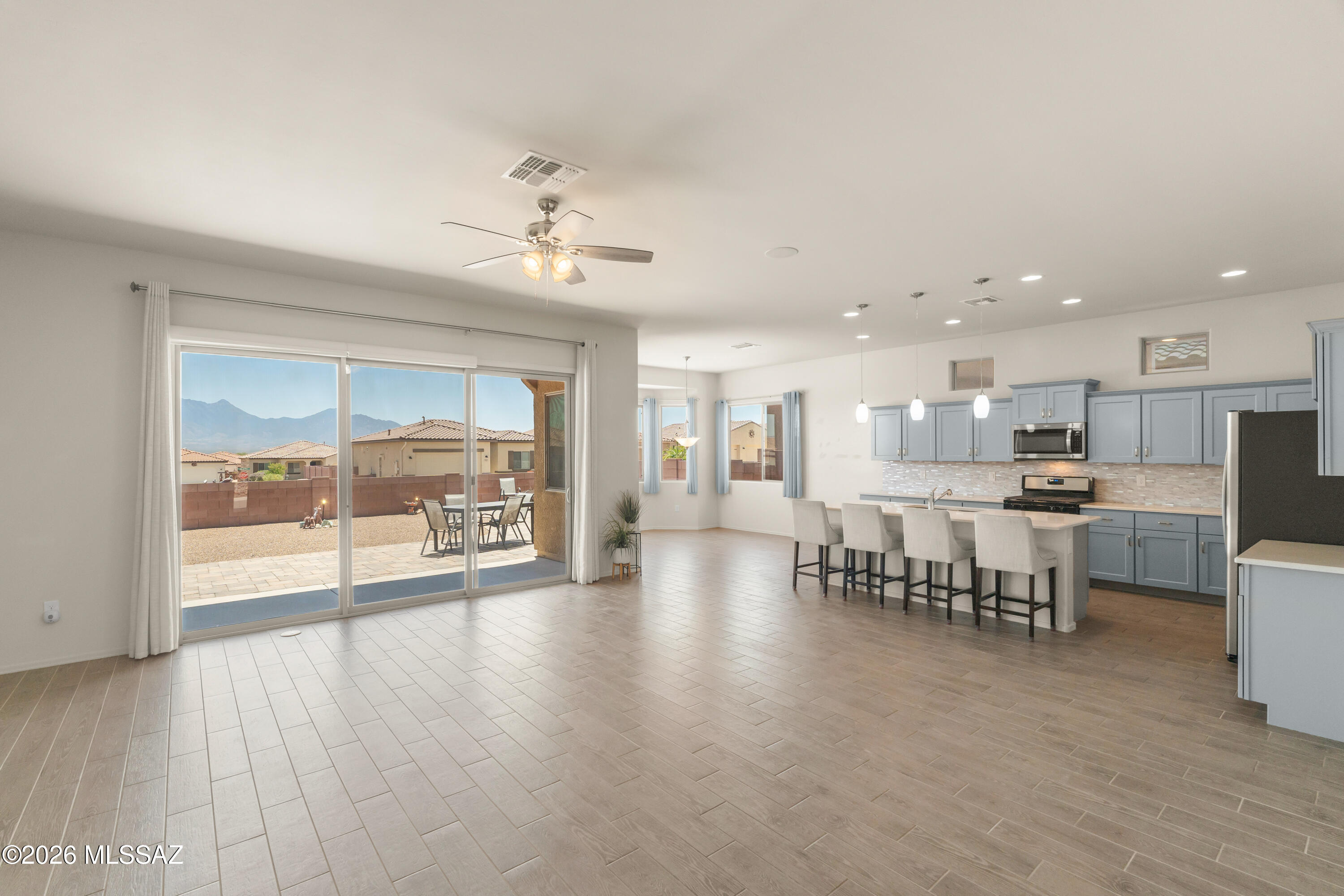 Las Campanas BLK G (96-216) - Residential