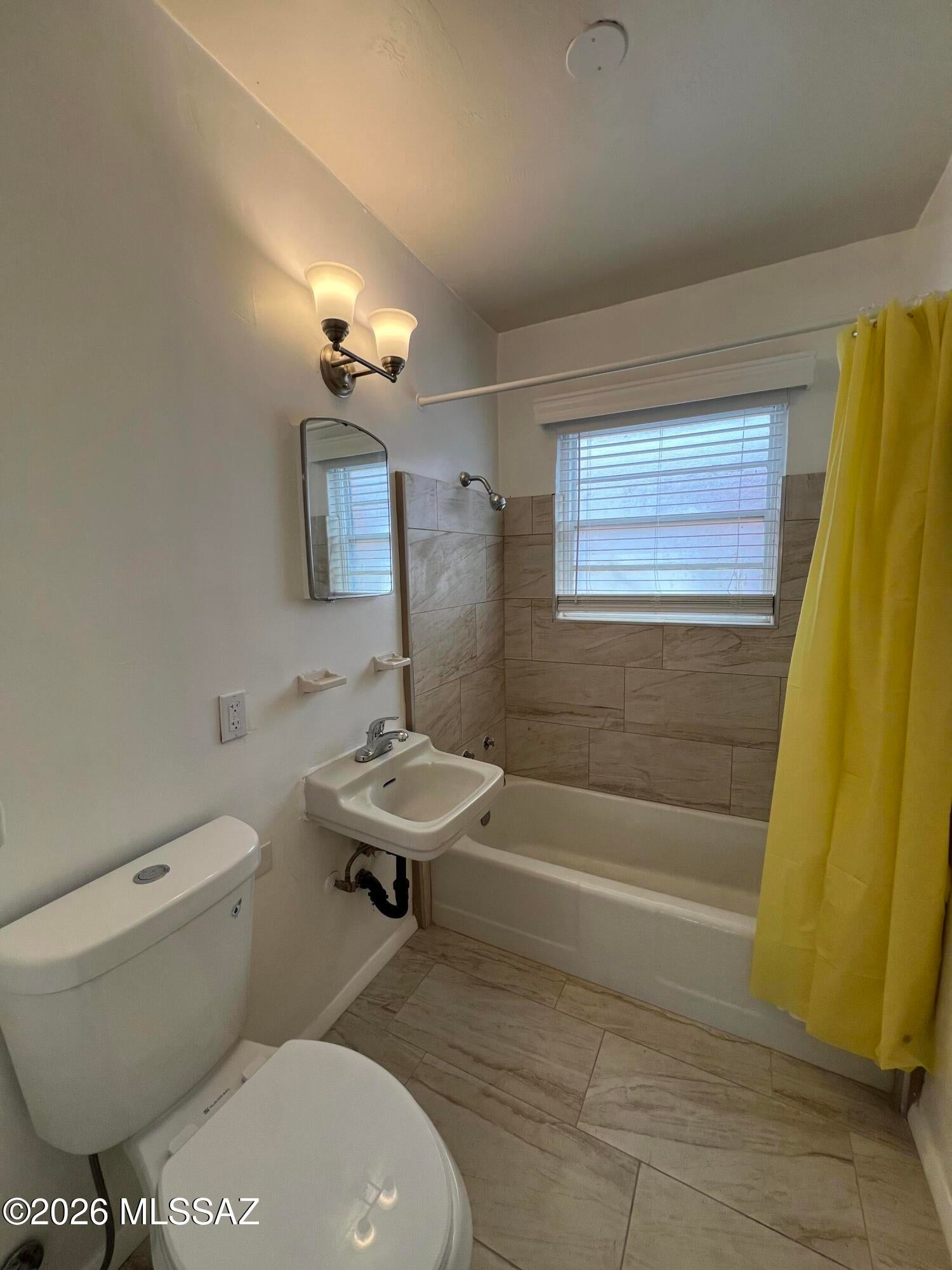 Alvernon Addition - Residential Lease