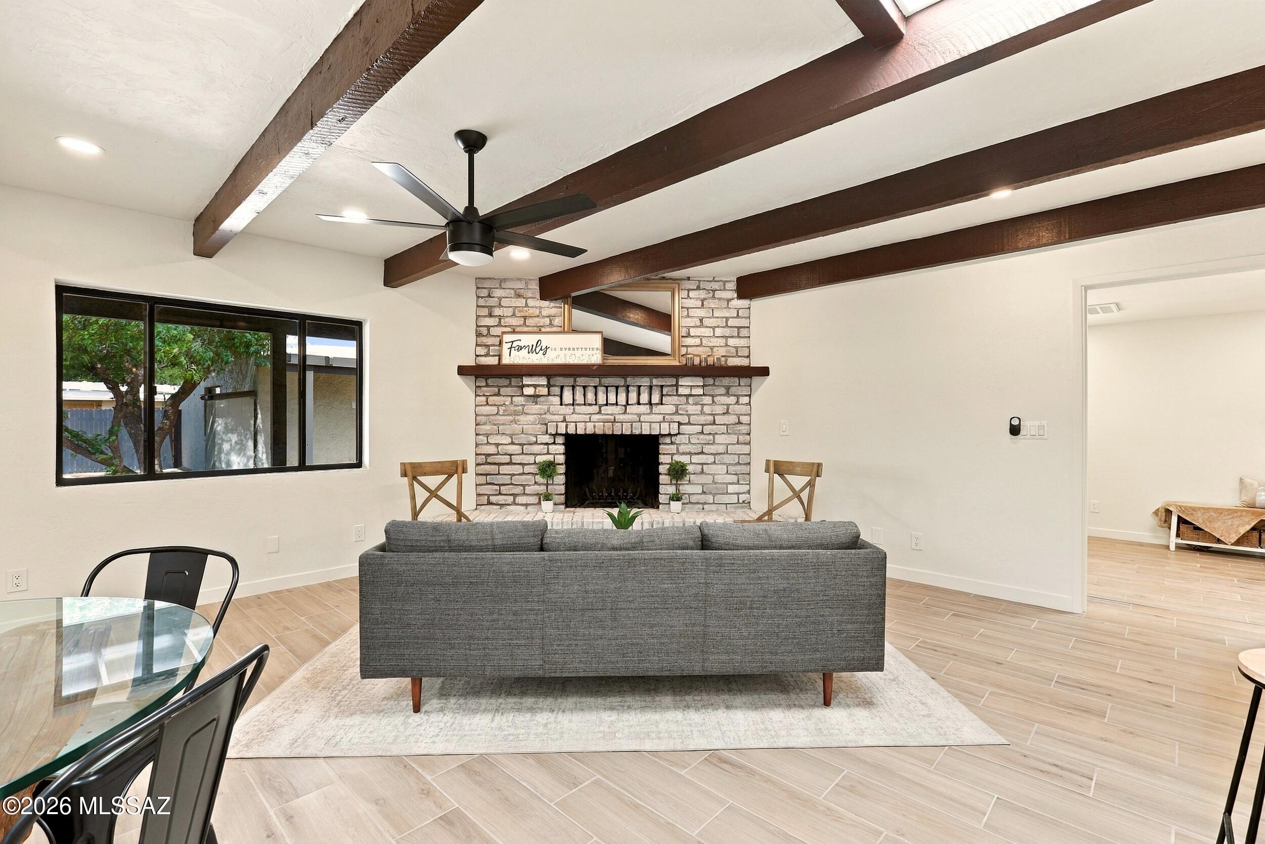 La Madera Addition - Residential