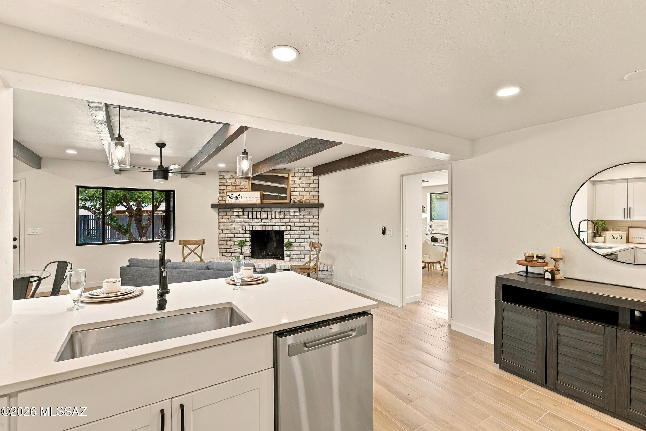 La Madera Addition - Residential