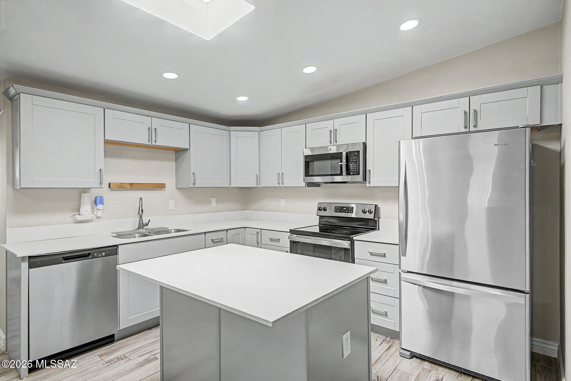 Miramonte Terr - Residential