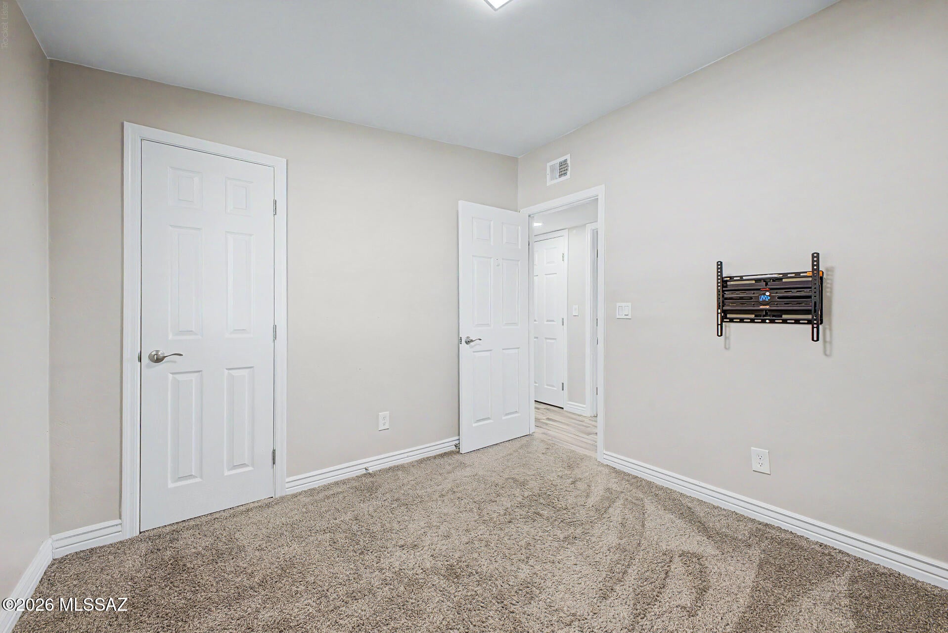 Miramonte Terr - Residential