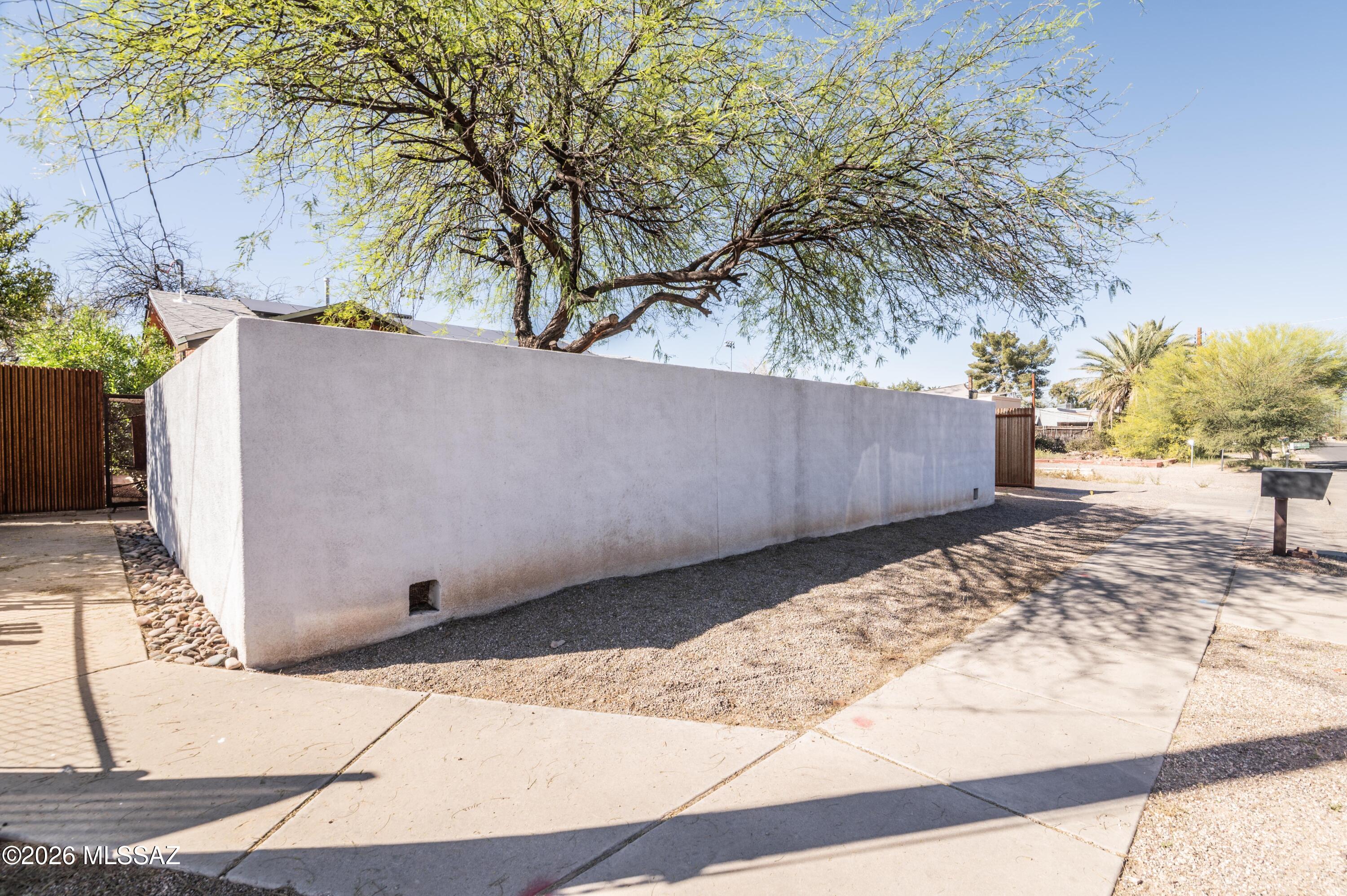 Pueblo Verde (1-3) - Residential