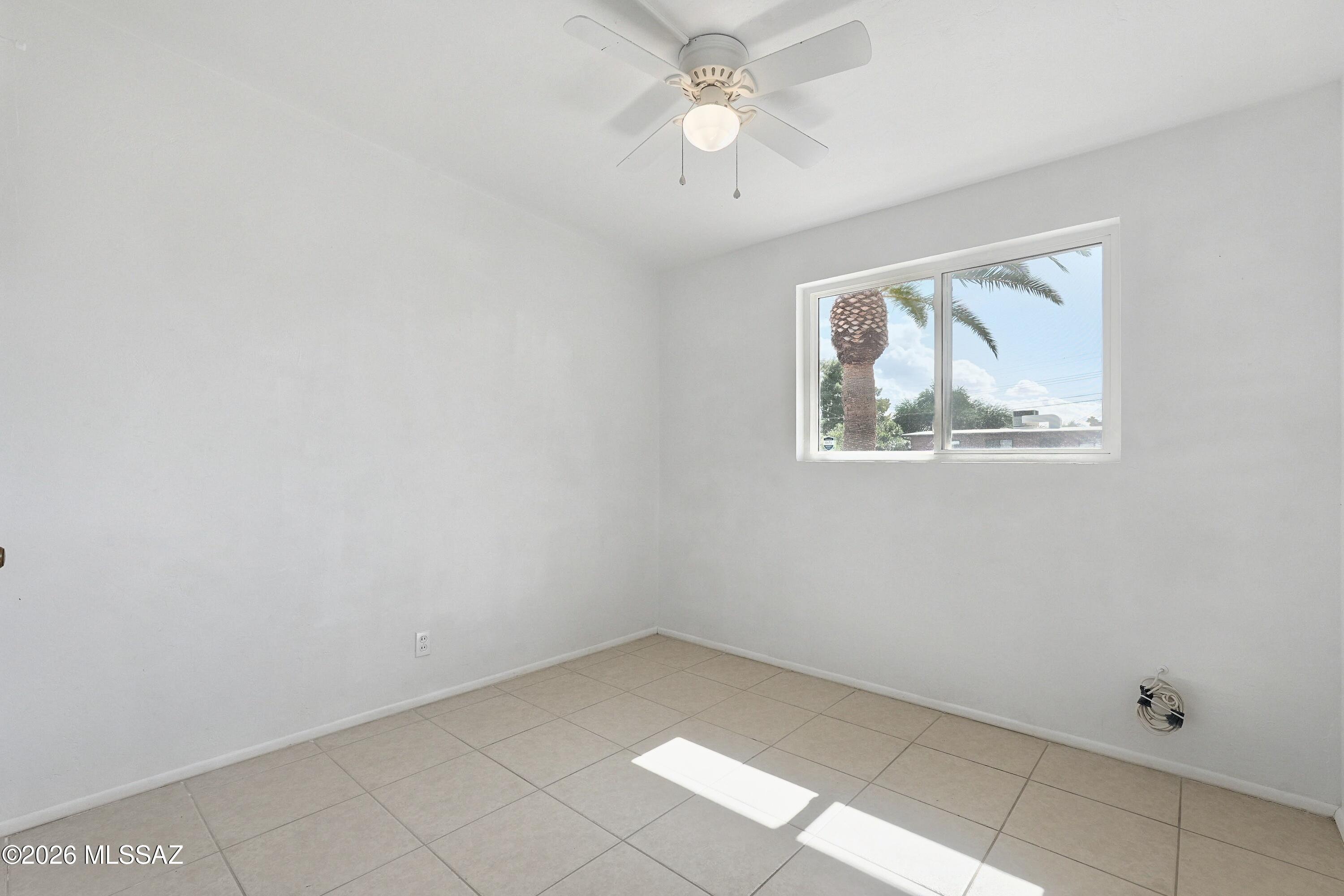 Tierra Del Sol (1-2) - Residential