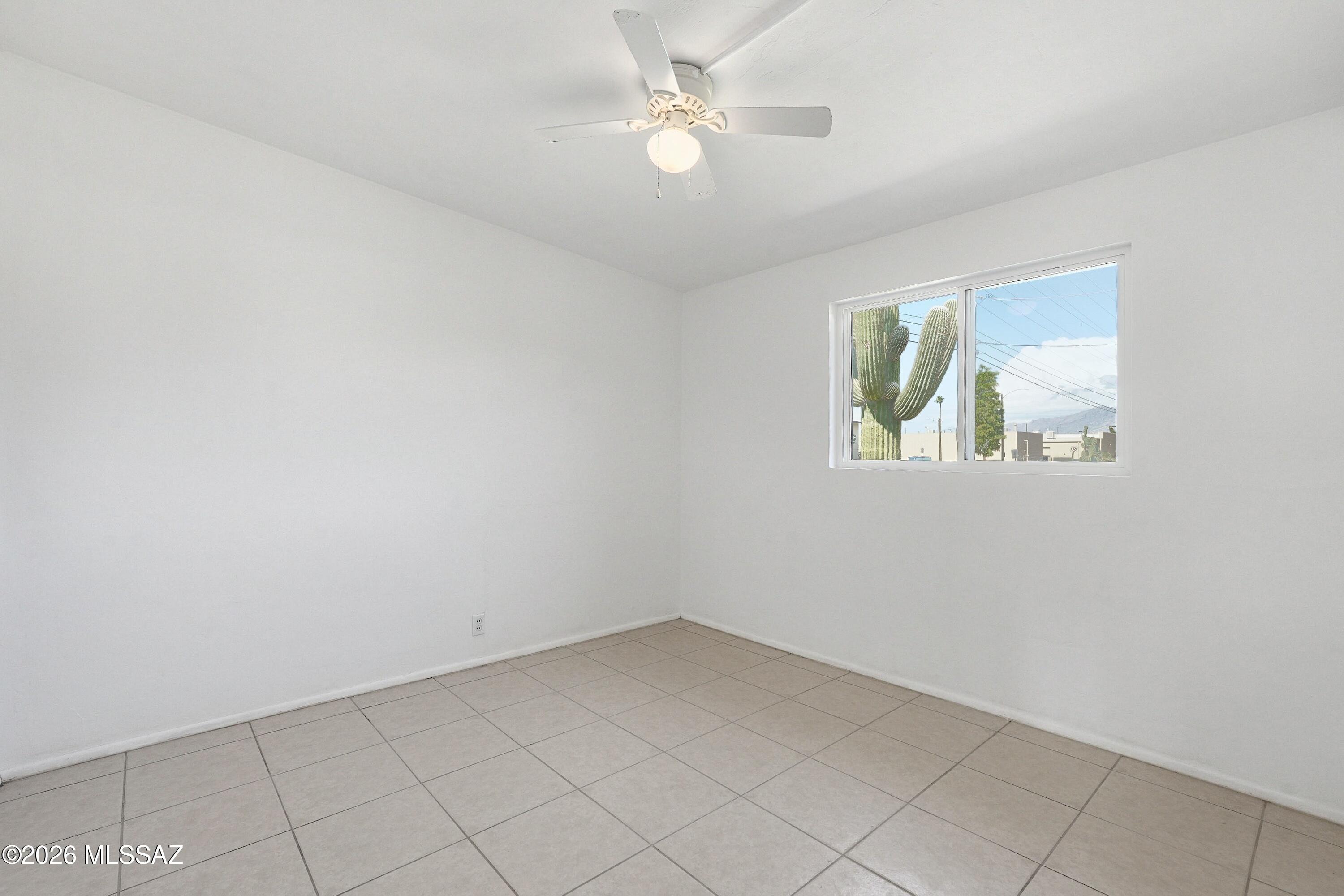 Tierra Del Sol (1-2) - Residential