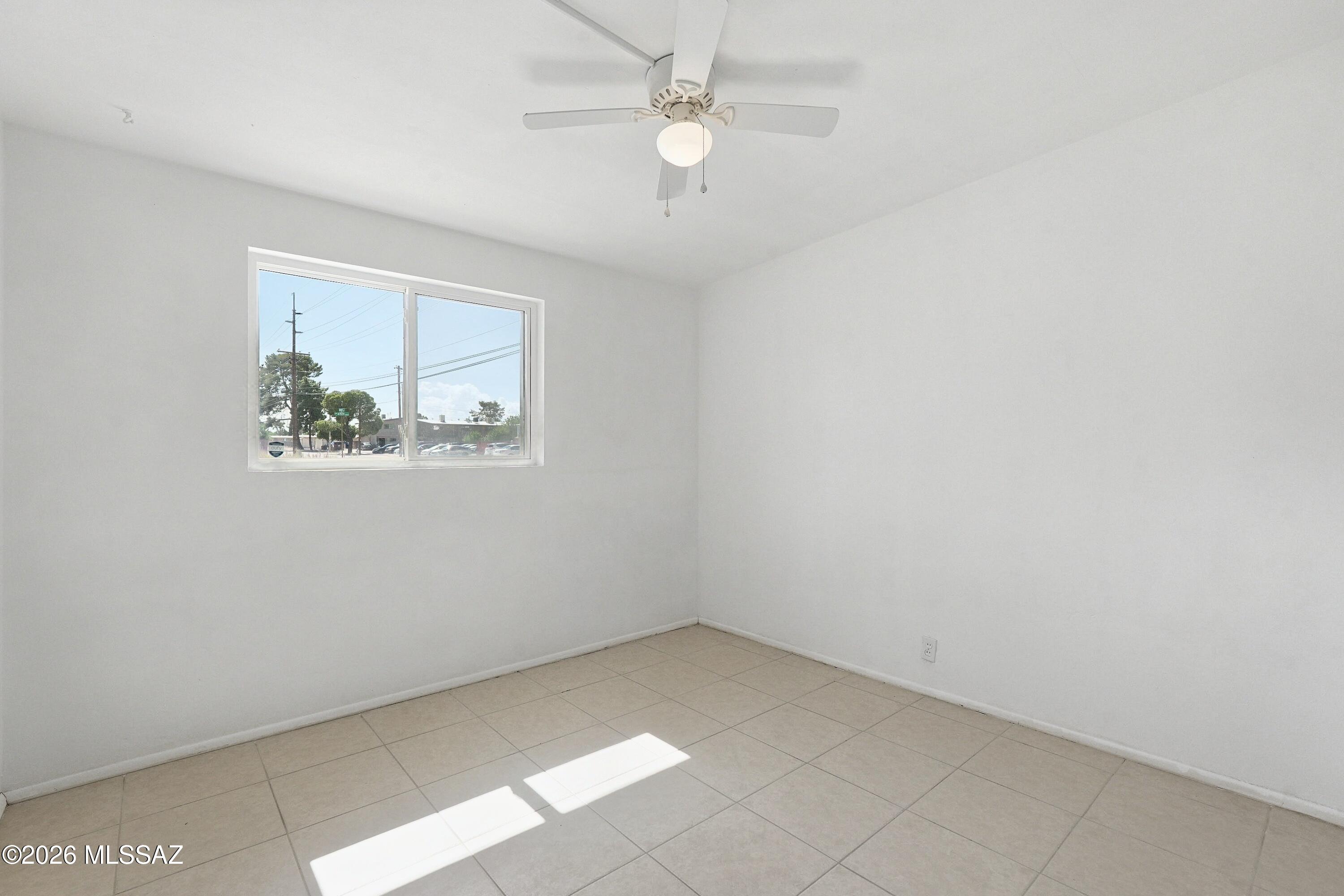 Tierra Del Sol (1-2) - Residential
