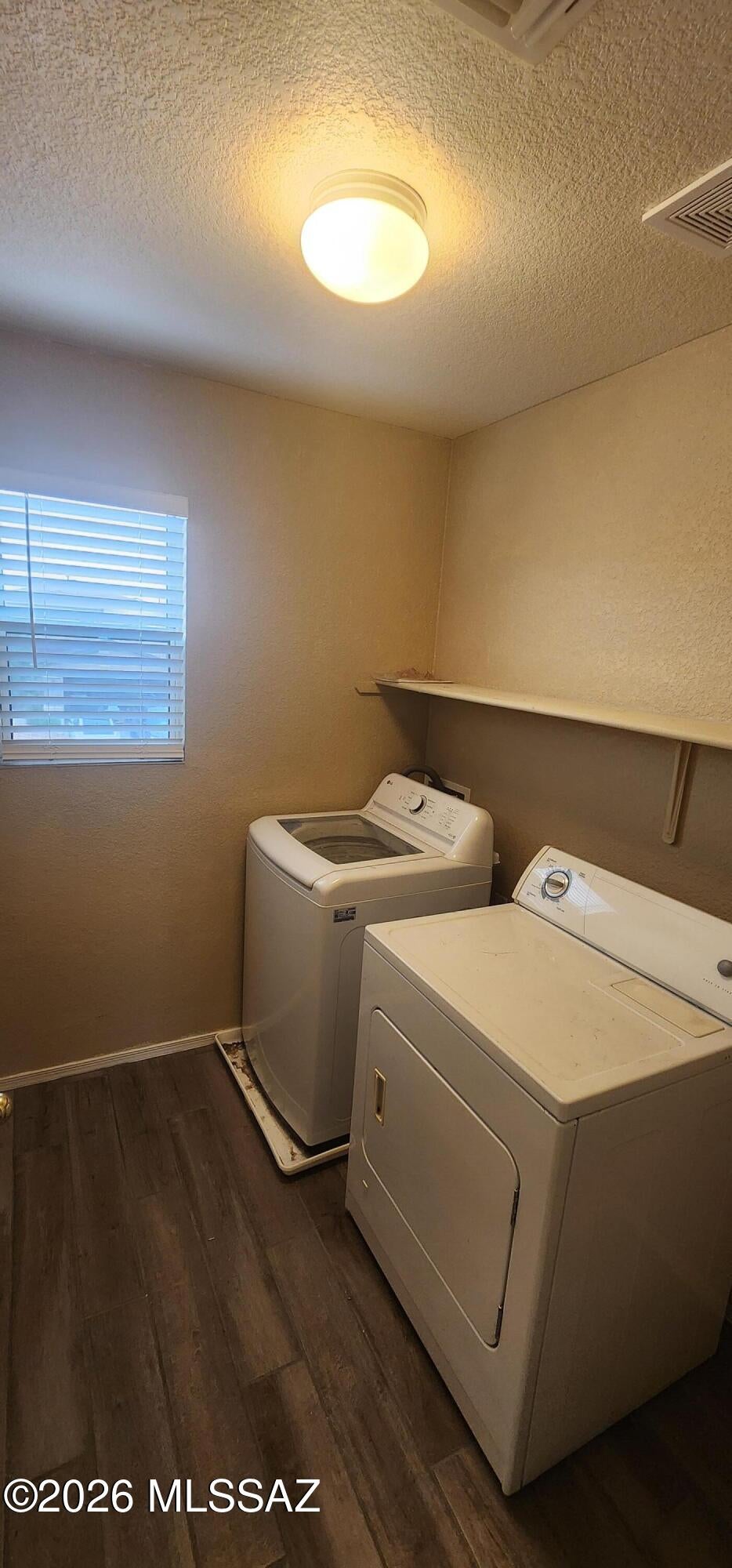 River Terrace (1-76) - Residential Lease