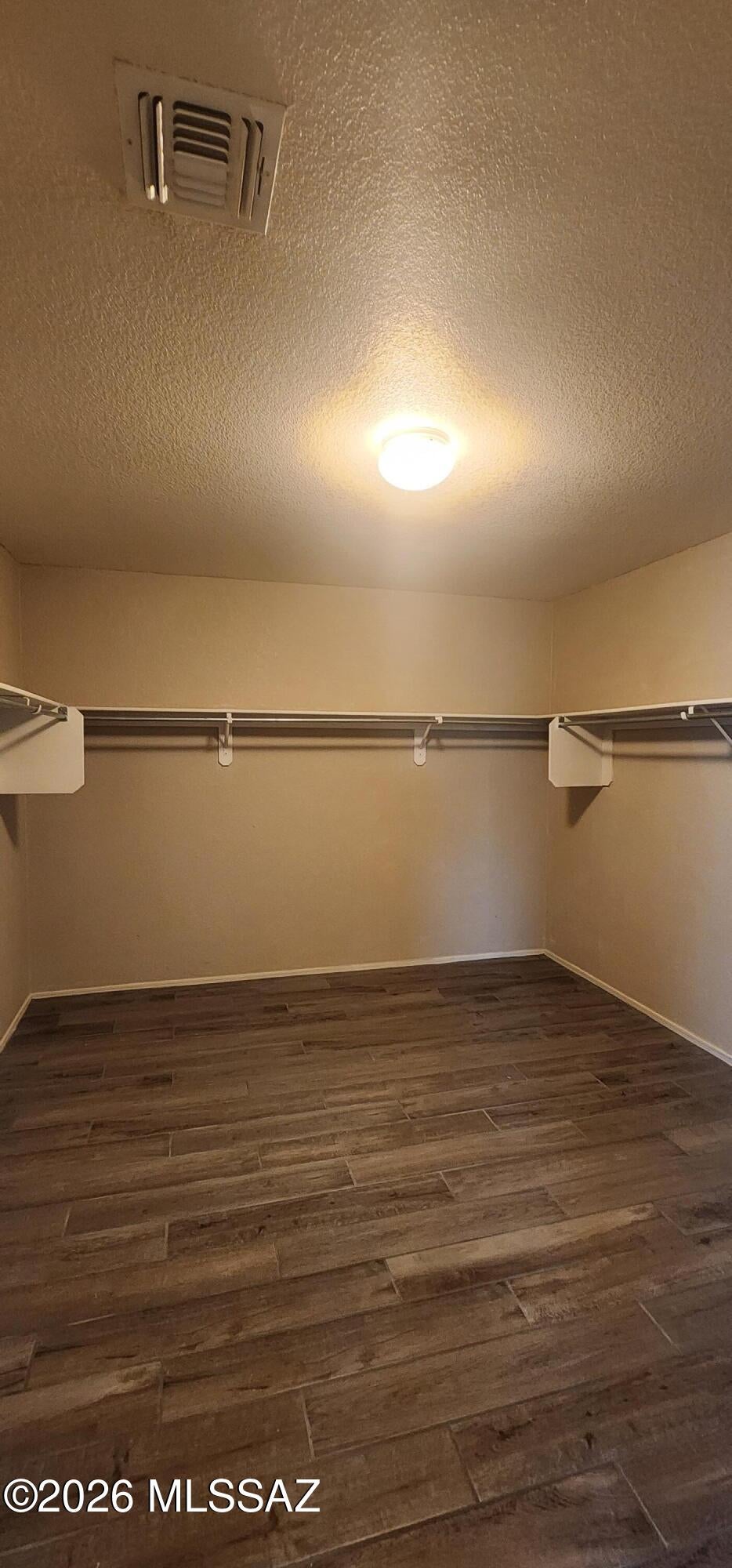 River Terrace (1-76) - Residential Lease