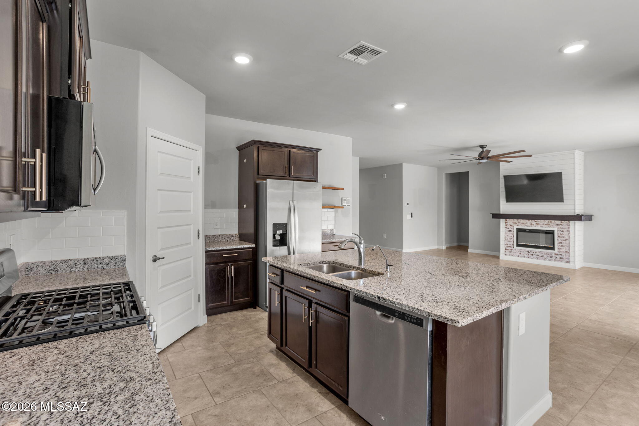 New Tucson Unit NO. 7 (1-159) - Residential