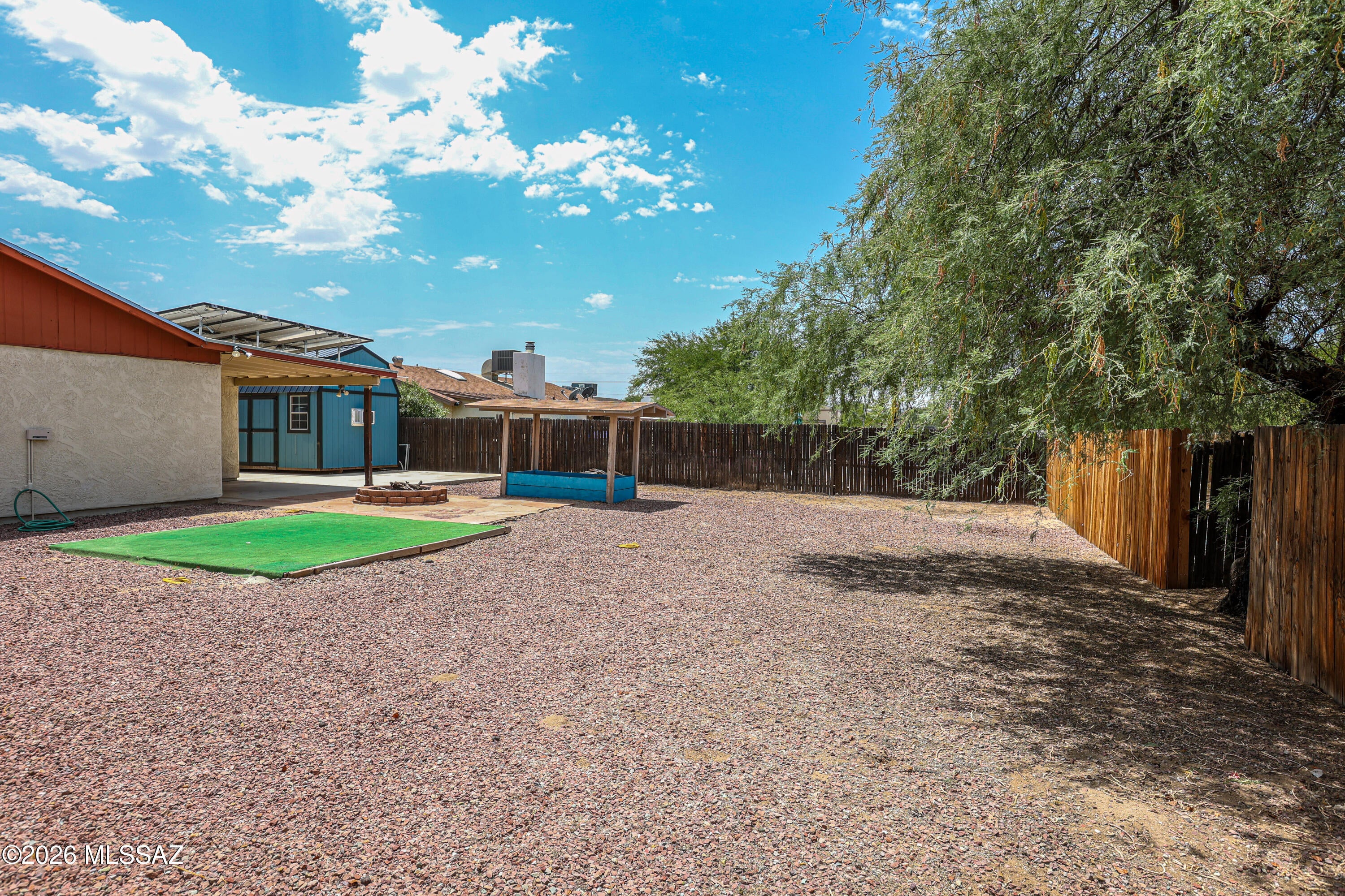 Casas Del Oeste (233-280) - Residential