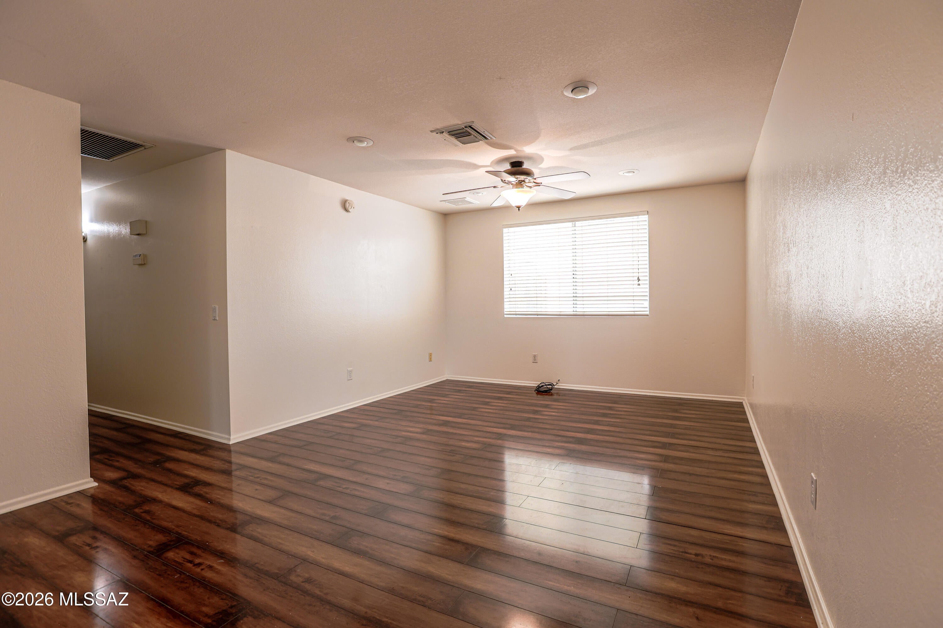 Casas Del Oeste (233-280) - Residential