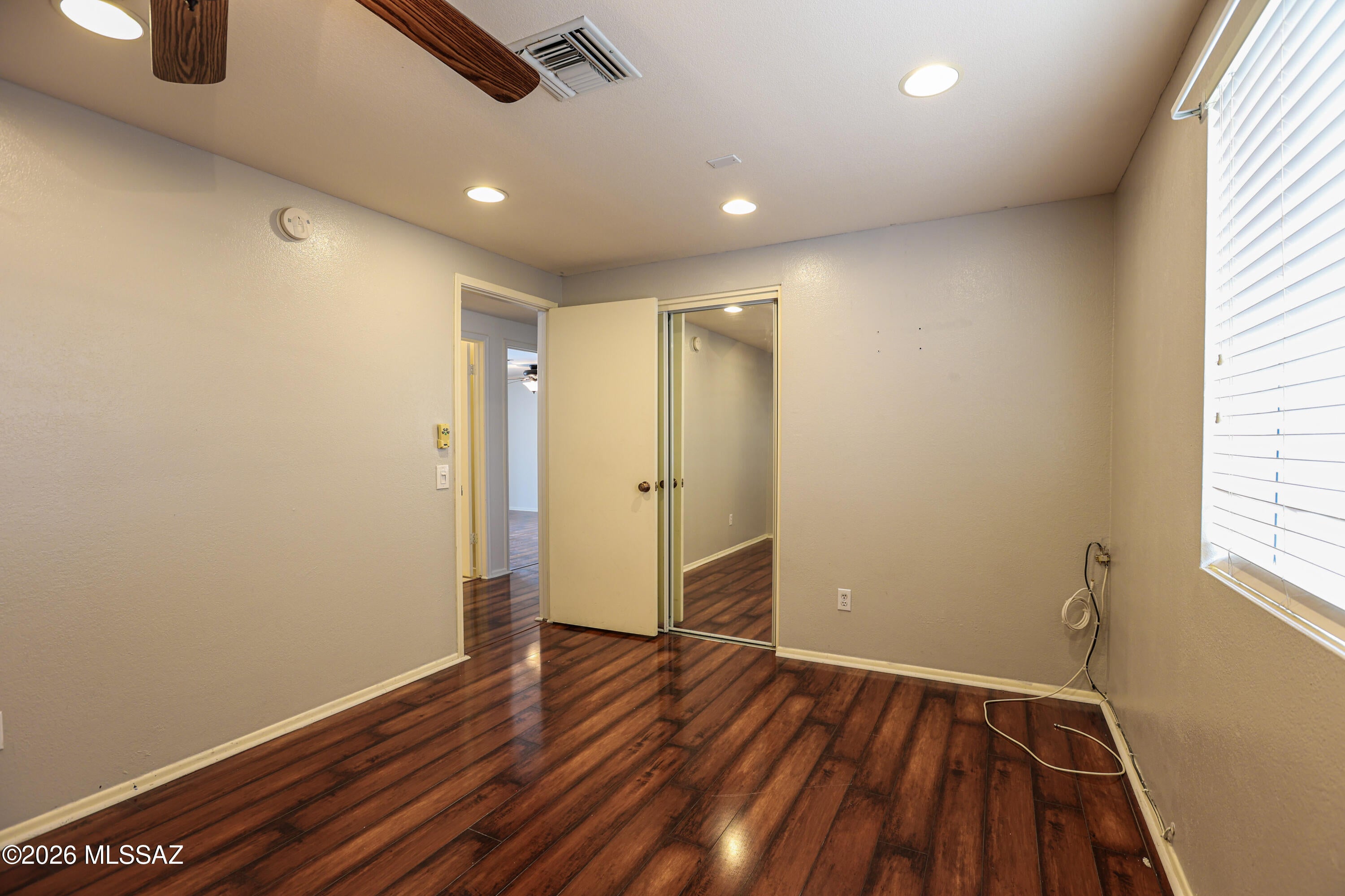Casas Del Oeste (233-280) - Residential