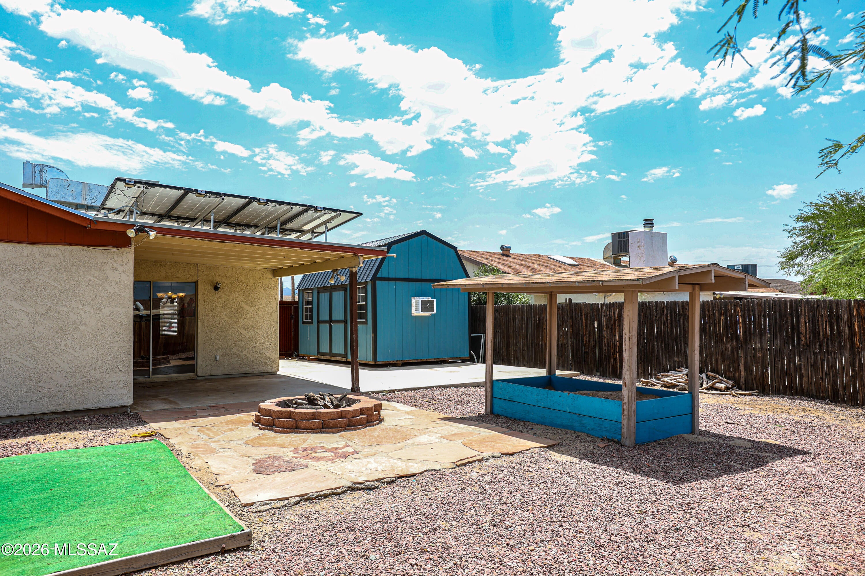 Casas Del Oeste (233-280) - Residential