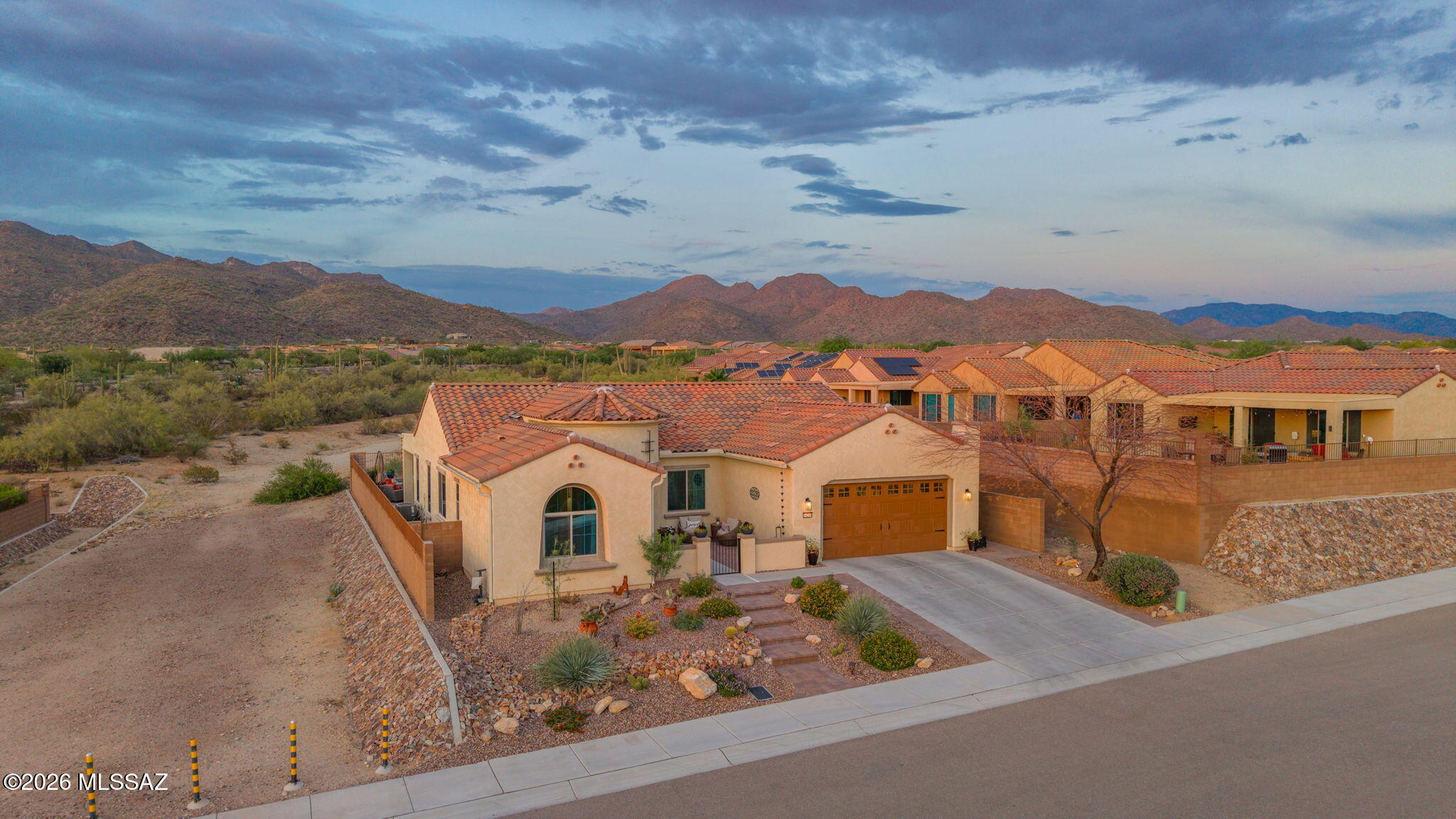 Del Webb At Dove Mountain VI - Residential