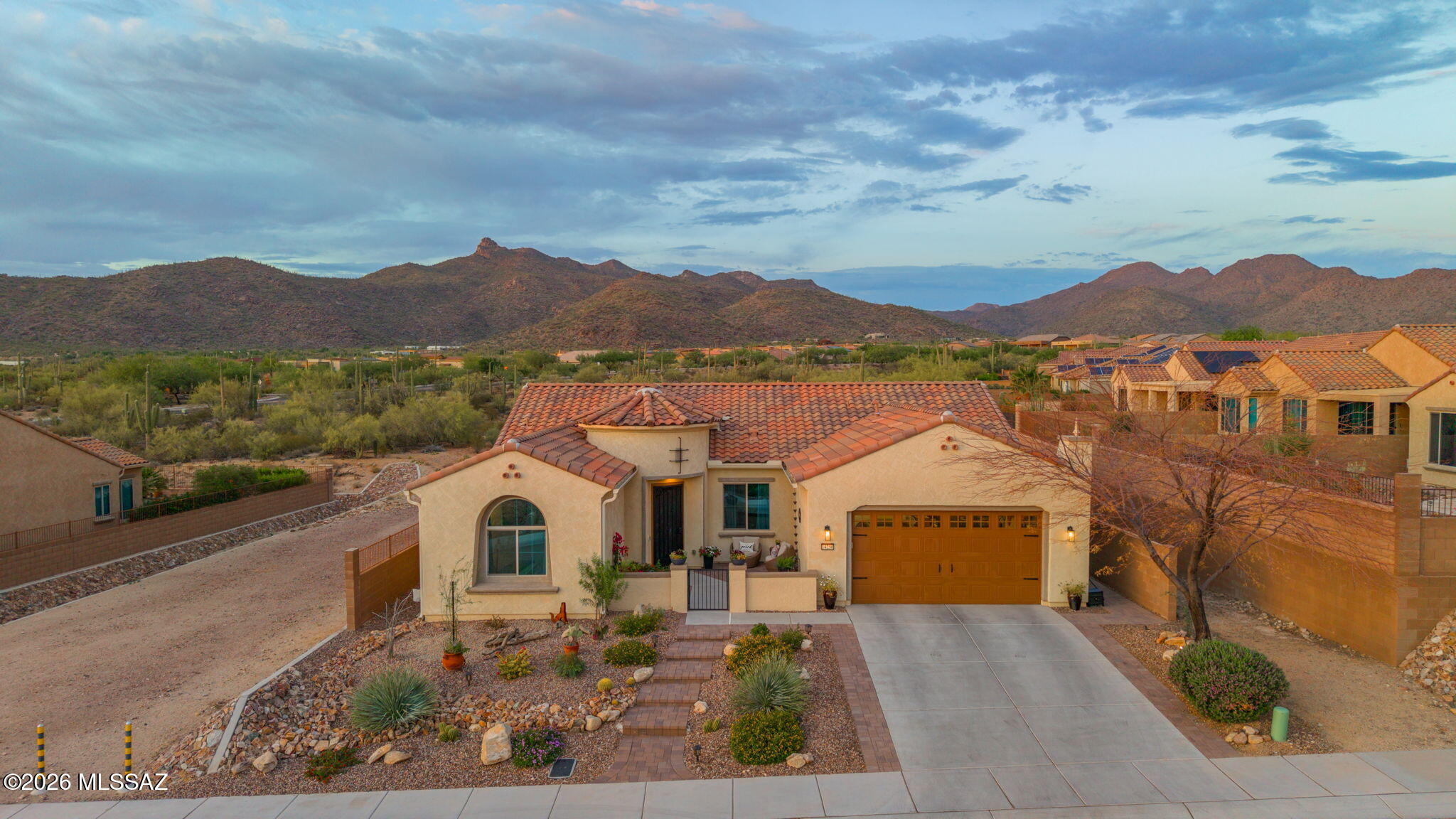 Del Webb At Dove Mountain VI - Residential