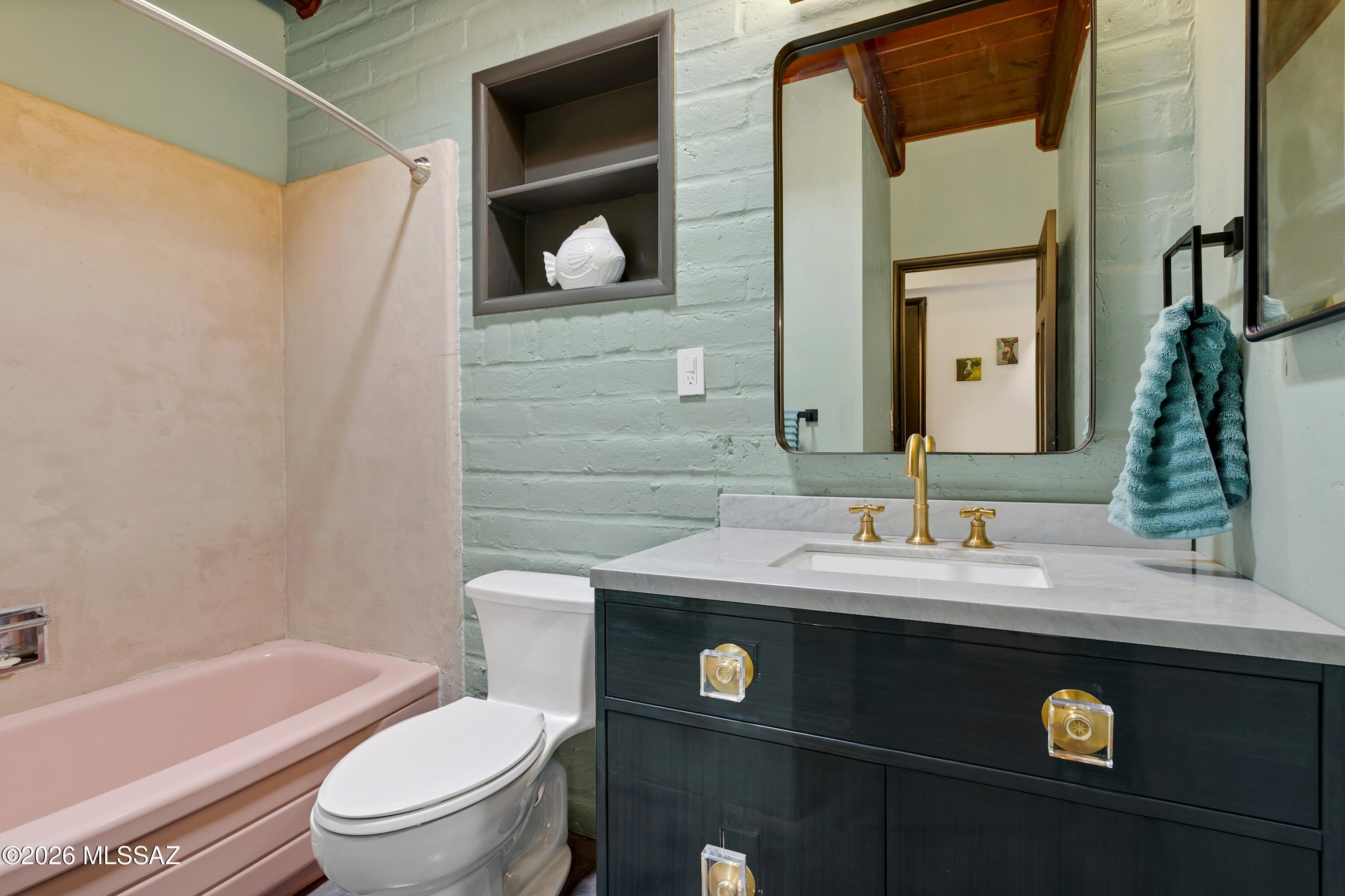 Casas Adobes Estates (466-476) - Residential