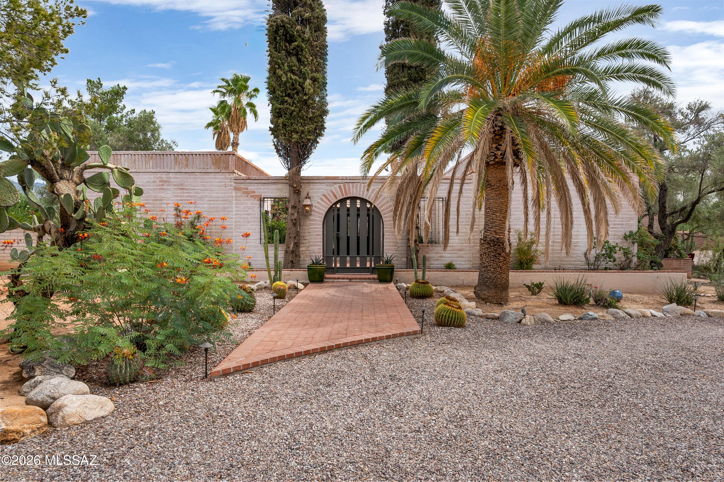 Casas Adobes Estates (466-476) - Residential