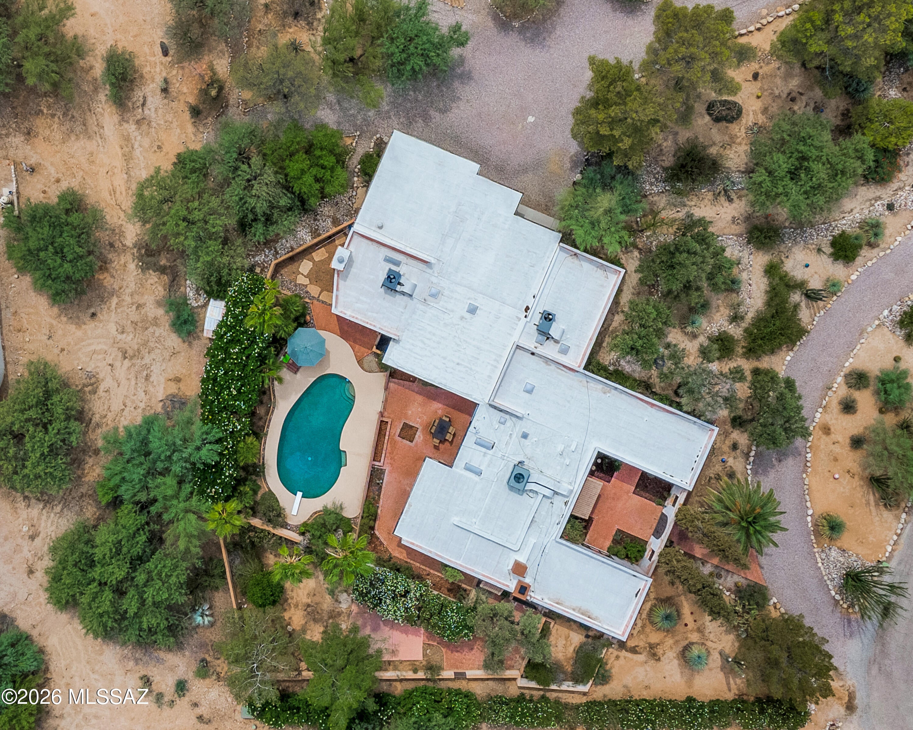 Casas Adobes Estates (466-476) - Residential