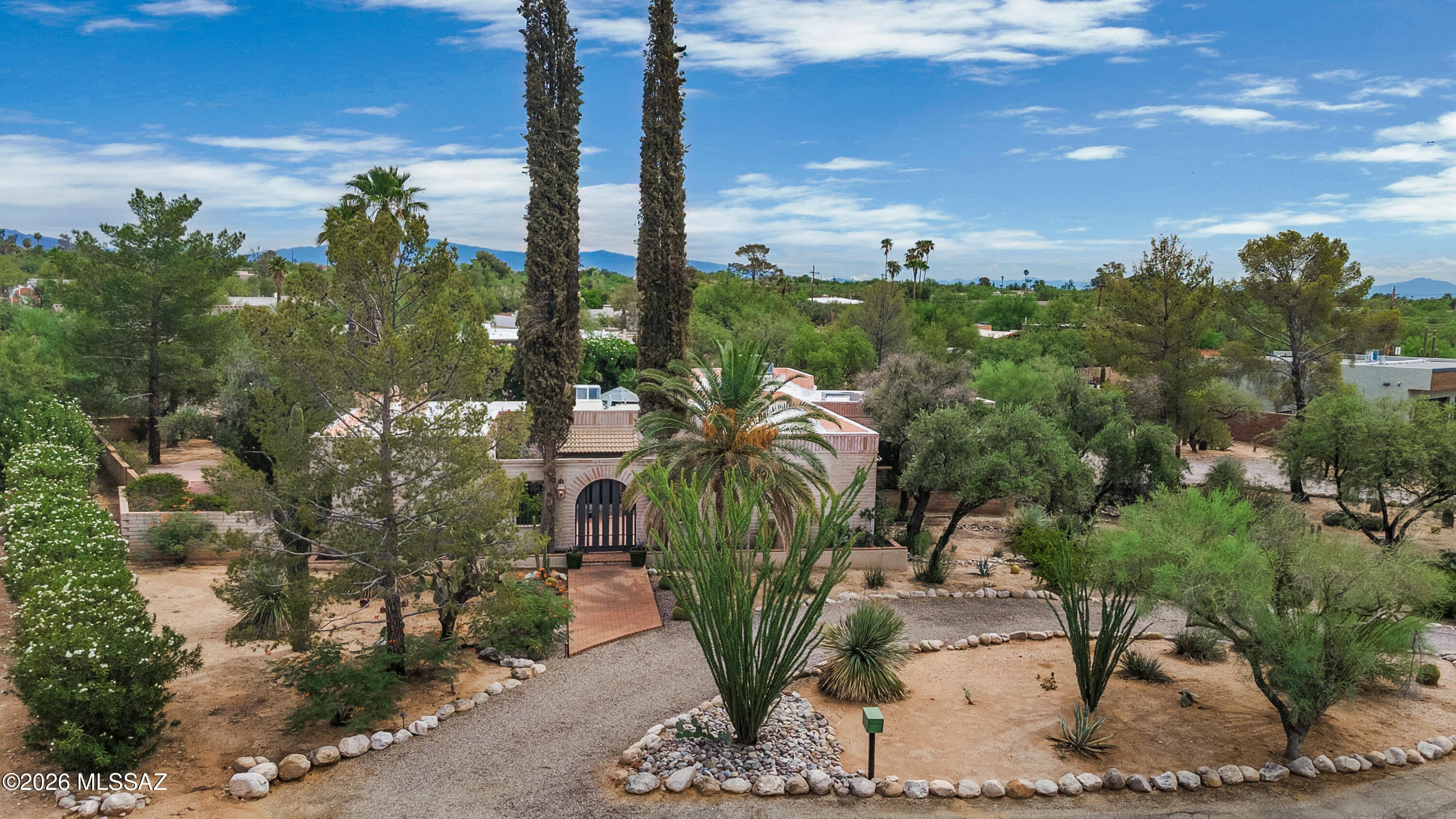 Casas Adobes Estates (466-476) - Residential
