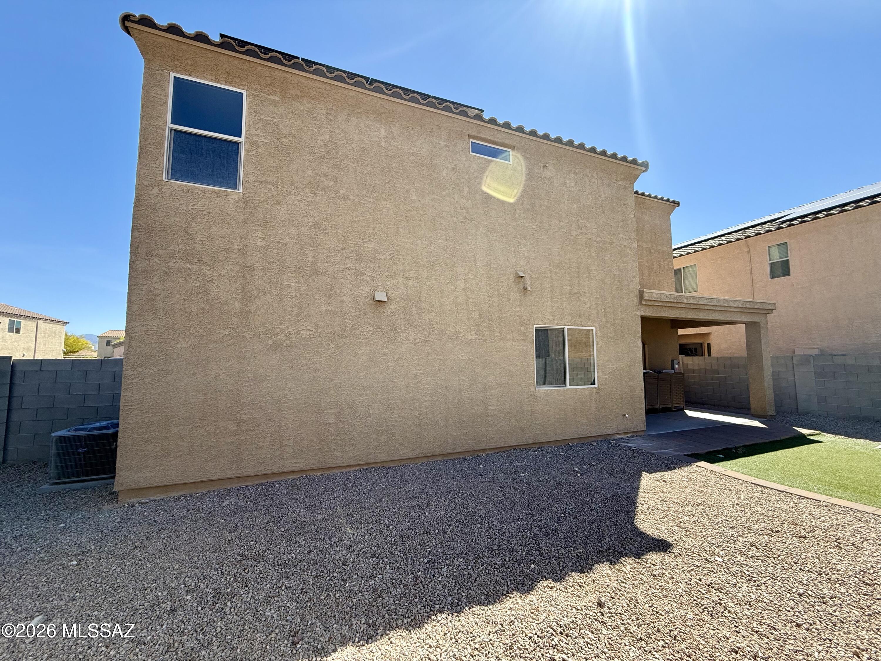Vista Montana Estates - Residential Lease