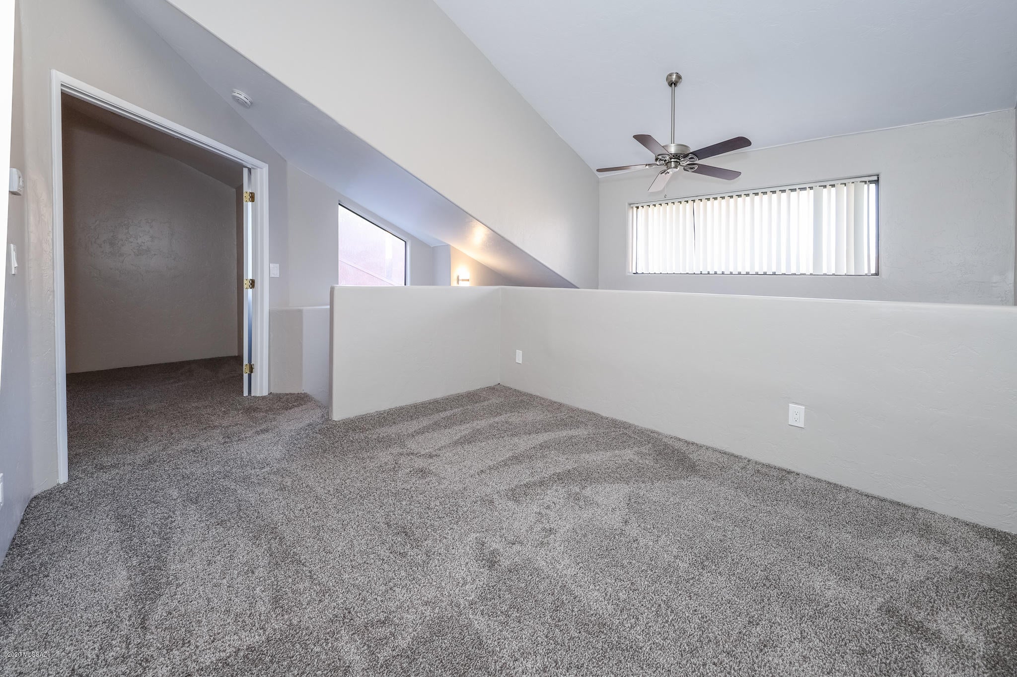 Mountain View Condos. (1-76) - Residential Lease