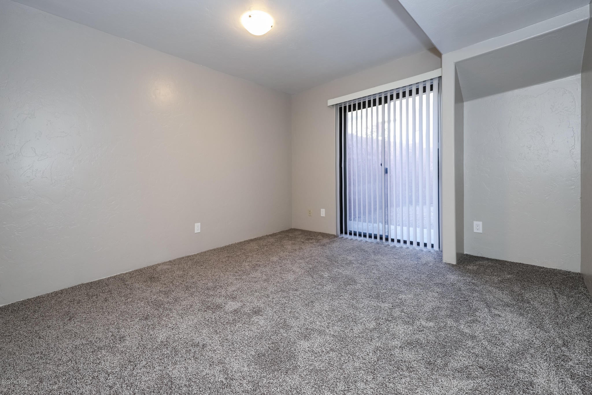 Mountain View Condos. (1-76) - Residential Lease