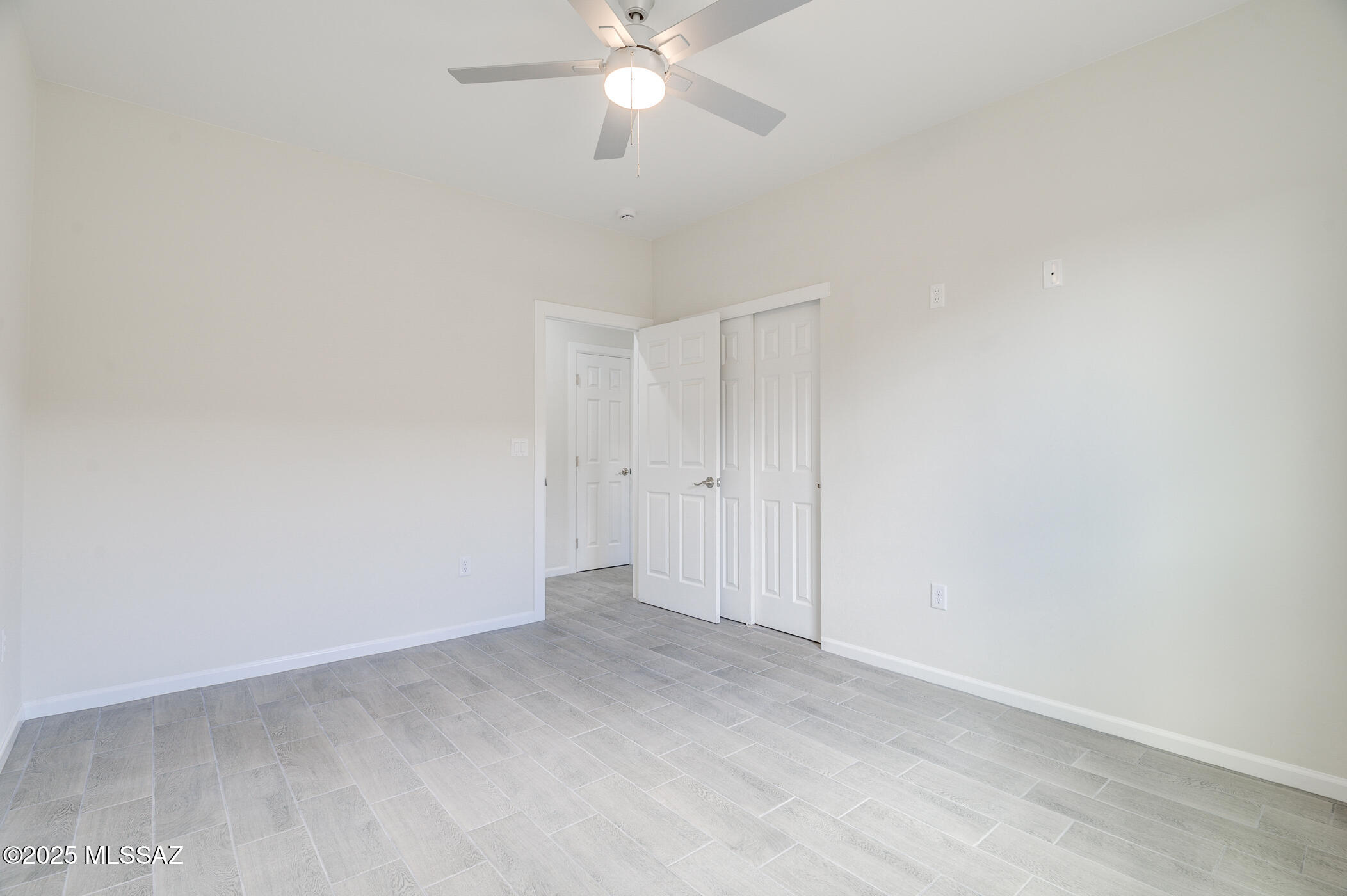 New Tucson Unit NO. 4 (1-203) - Residential