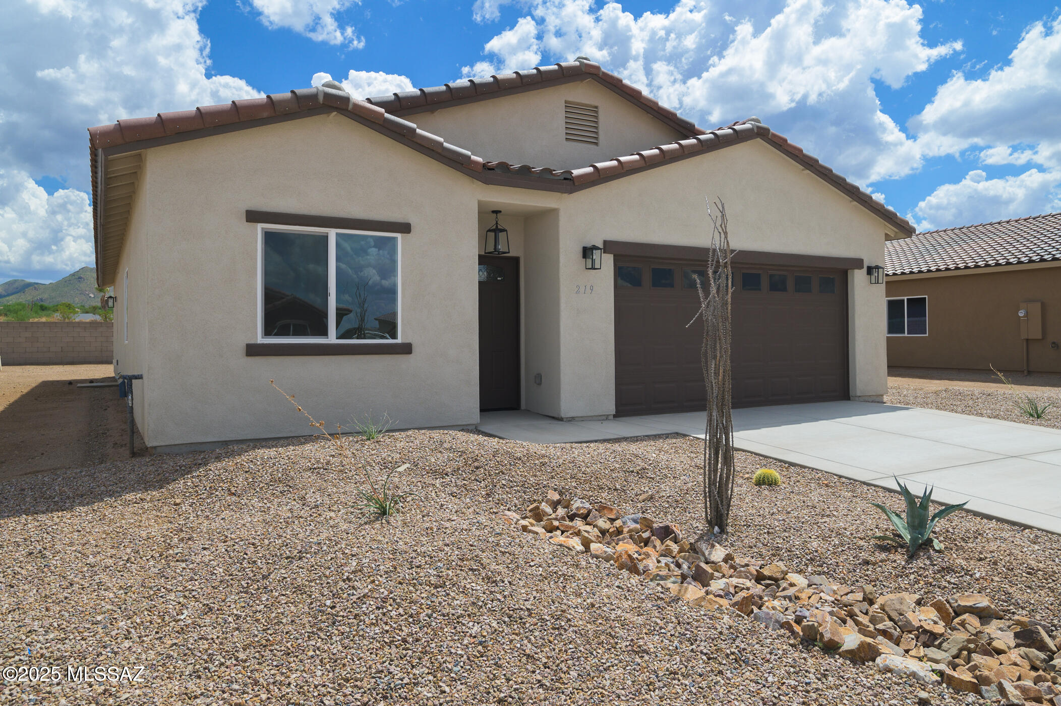 New Tucson Unit NO. 4 (1-203) - Residential