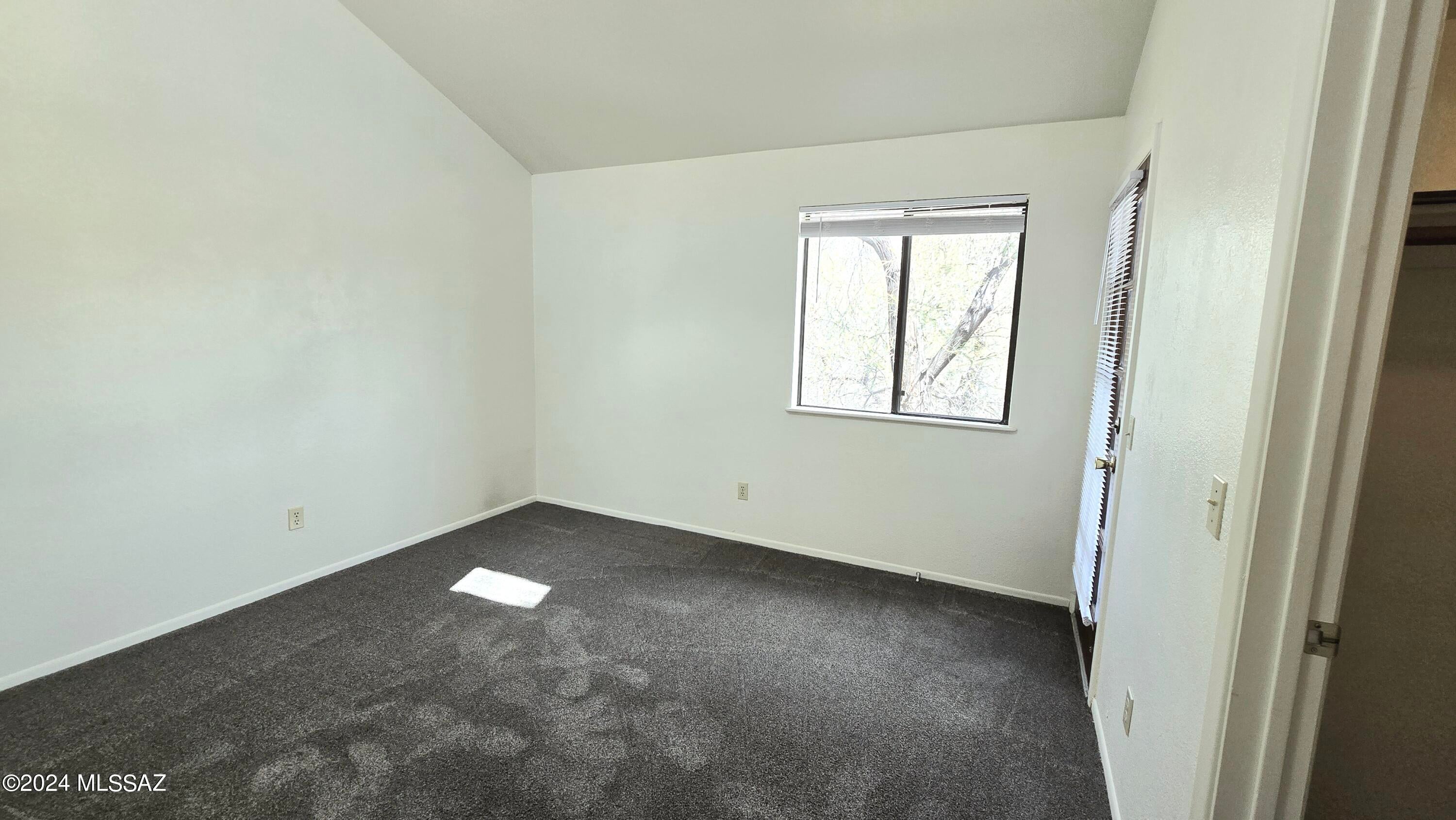 Park Plaza Condos (1-24) - Residential Lease