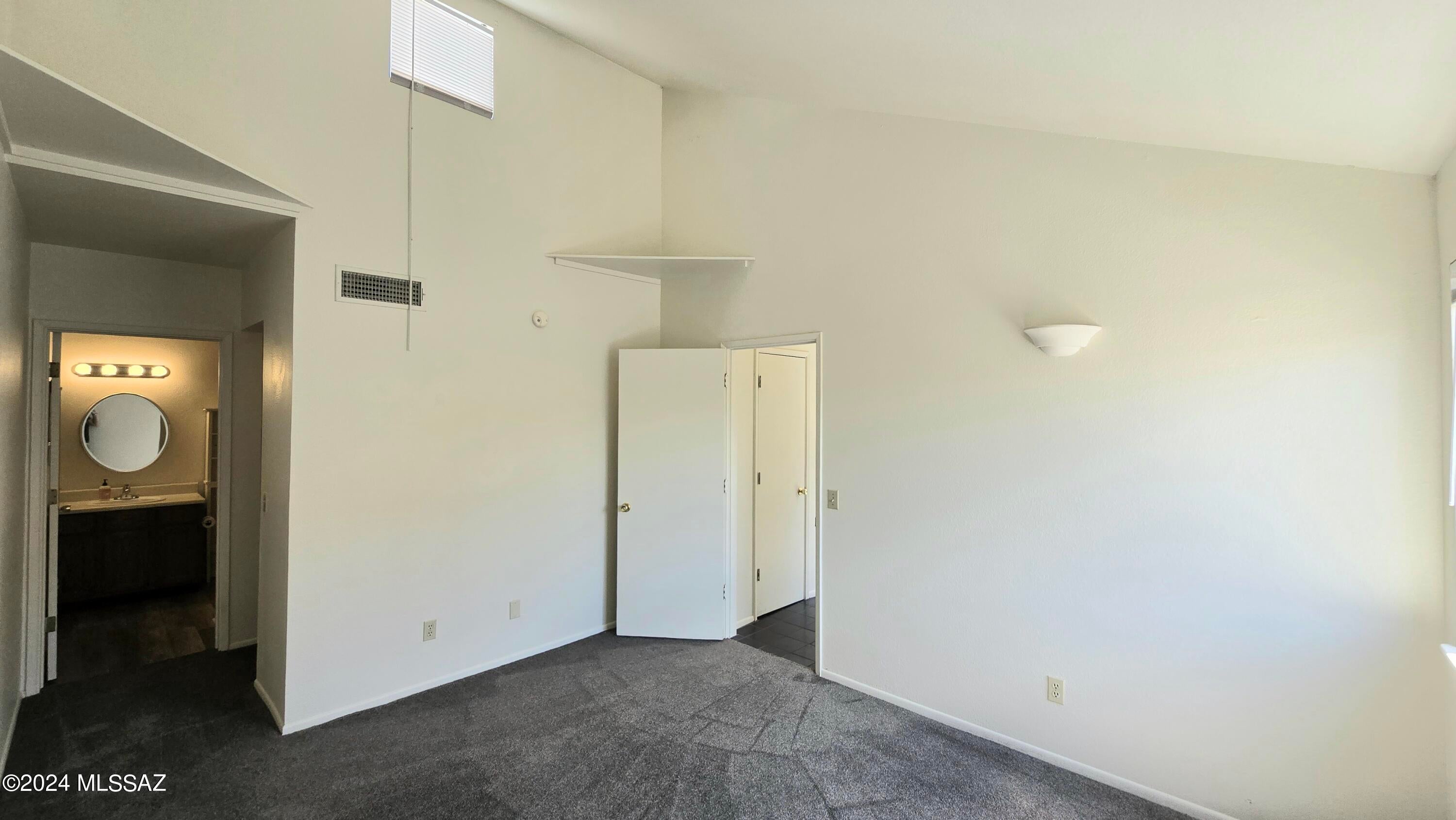 Park Plaza Condos (1-24) - Residential Lease