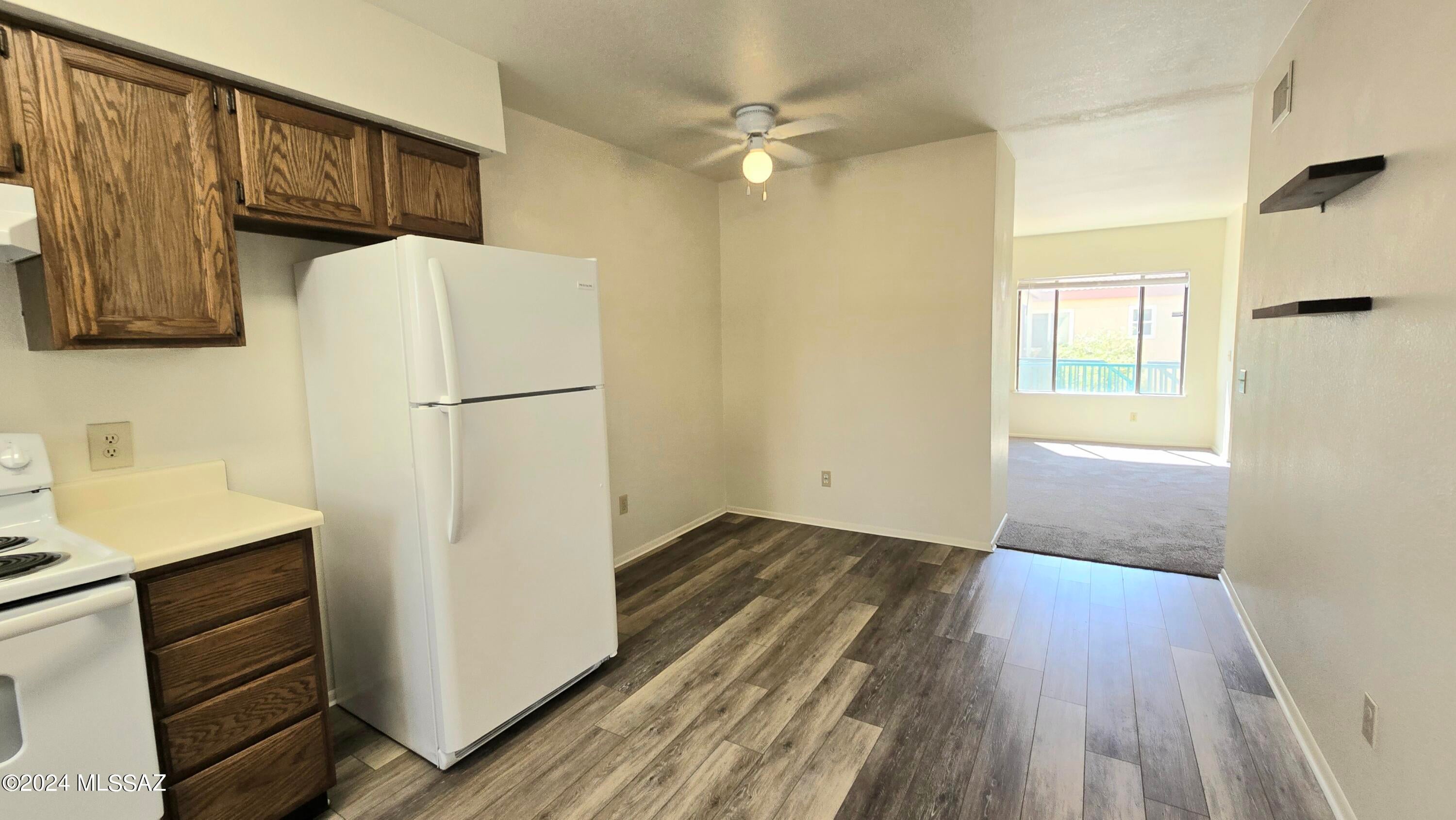 Park Plaza Condos (1-24) - Residential Lease