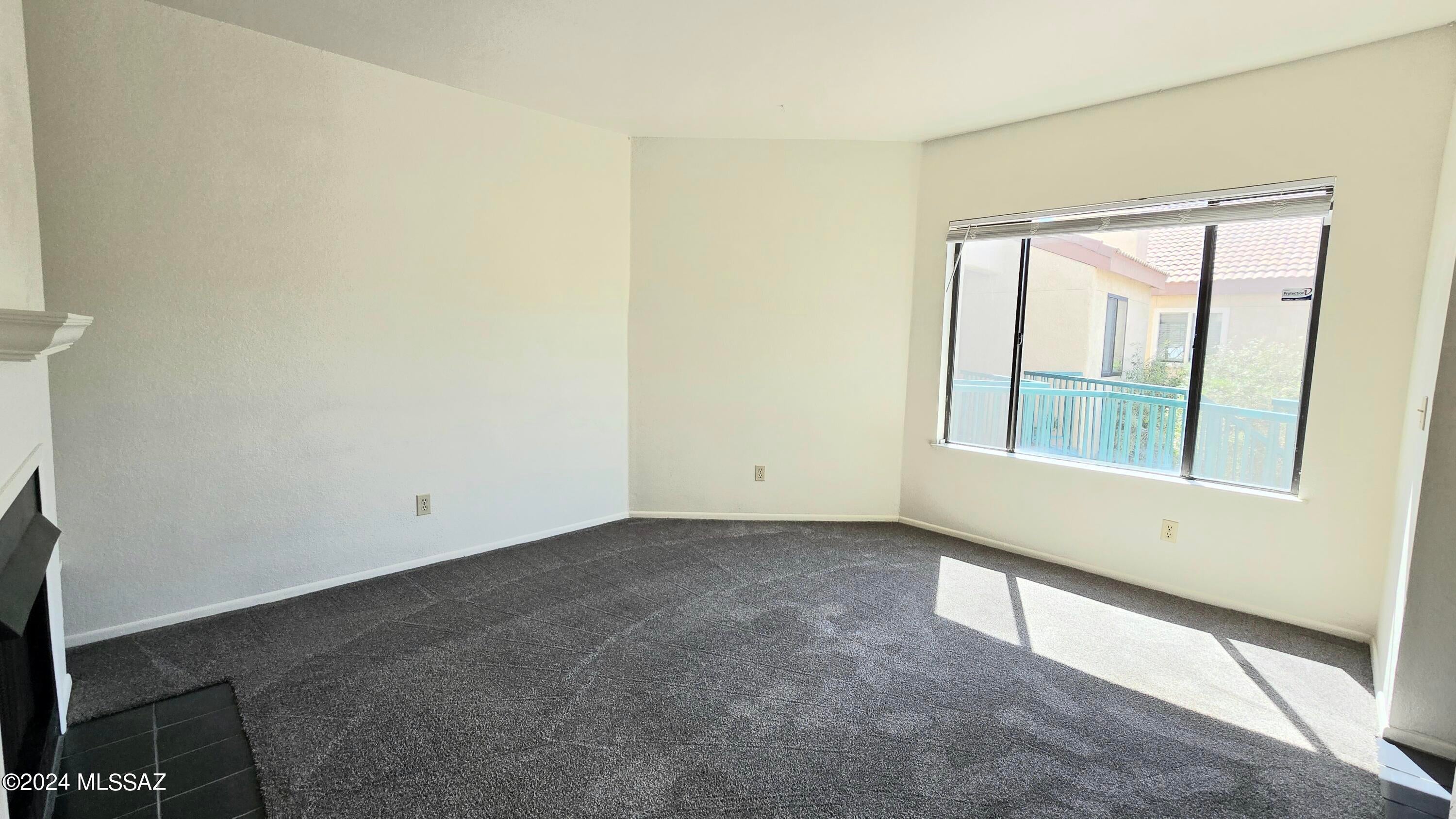 Park Plaza Condos (1-24) - Residential Lease