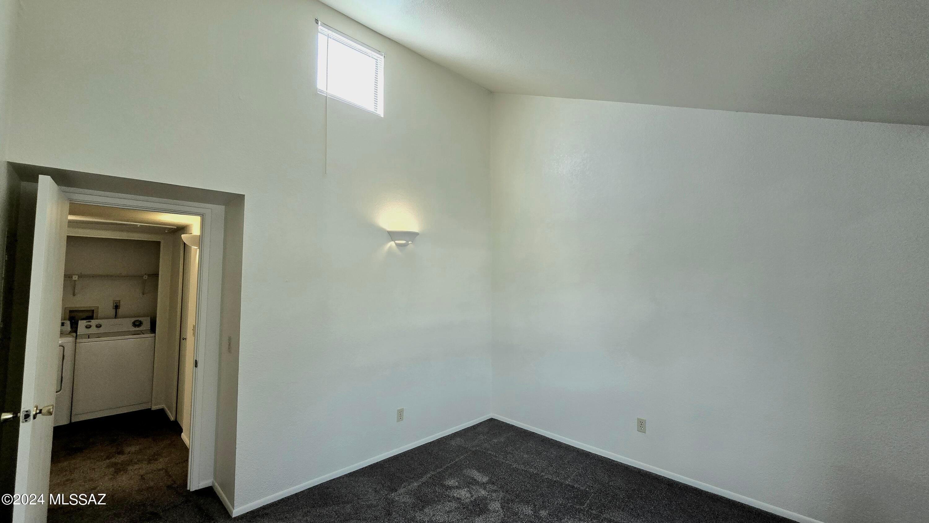 Park Plaza Condos (1-24) - Residential Lease