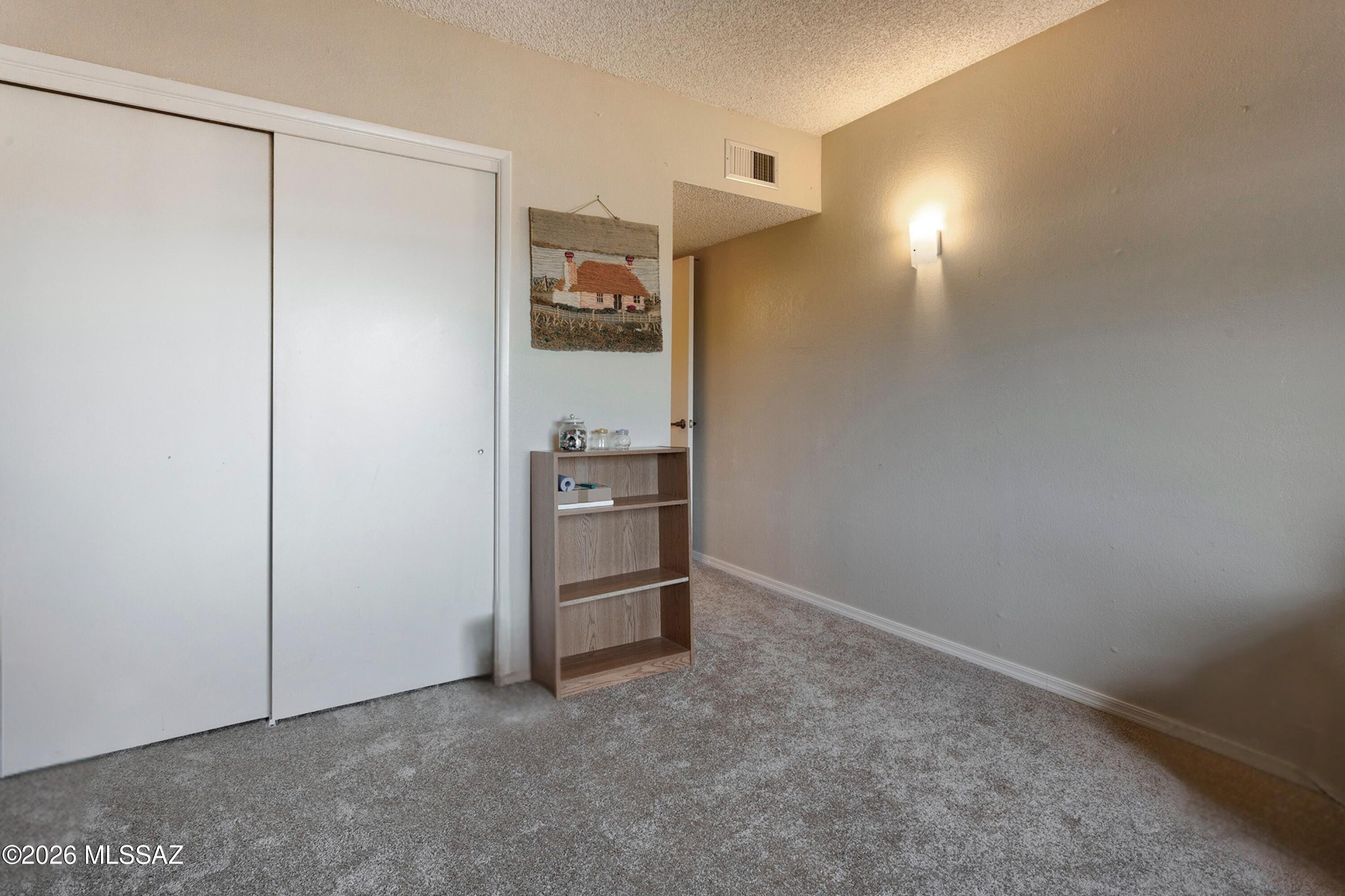 Green Valley Desert Meadows Townhouses (82-197) - Residential