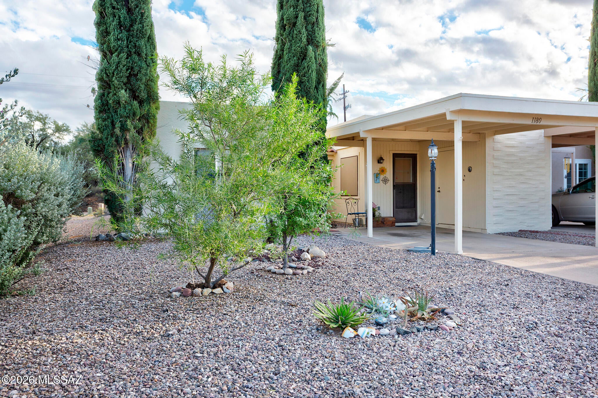 Green Valley Desert Meadows Townhouses (82-197) - Residential