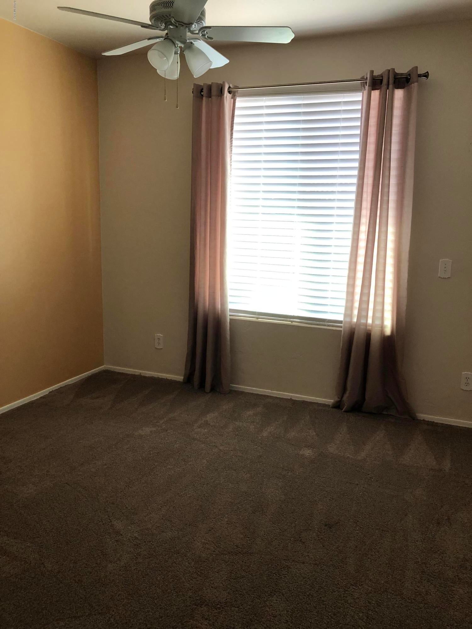 Rivers Edge (1-69) - Residential Lease