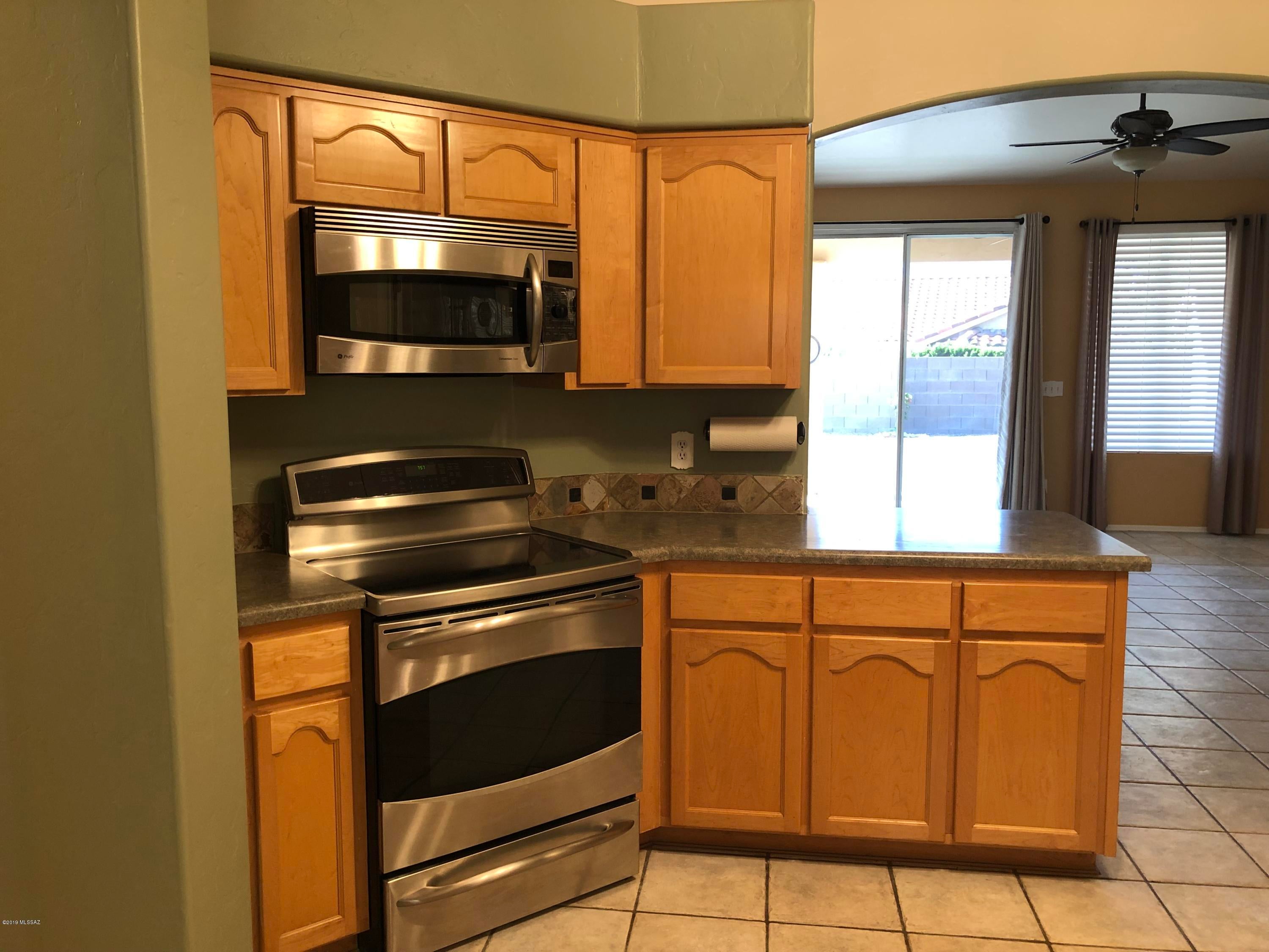 Rivers Edge (1-69) - Residential Lease