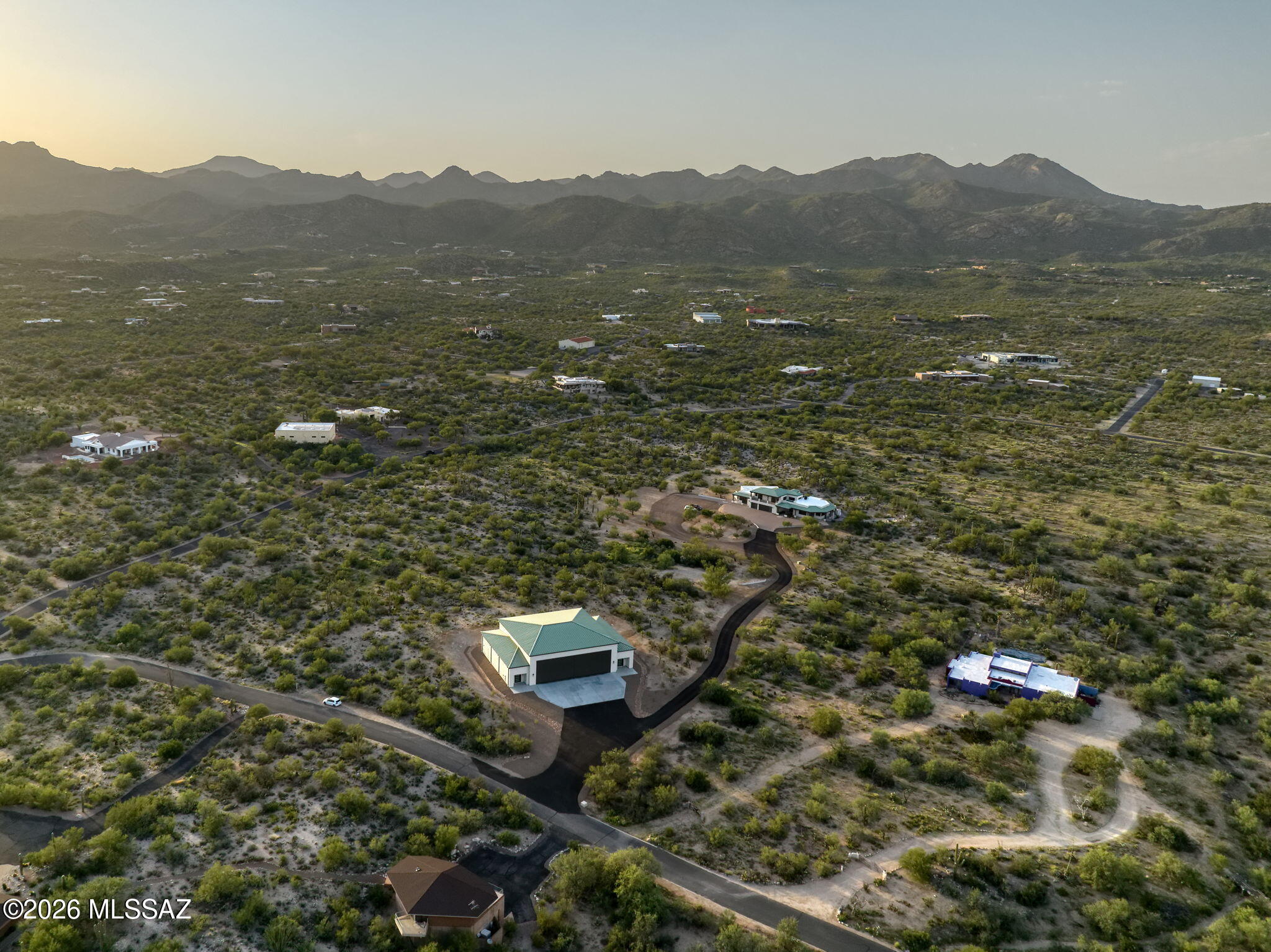 La Cholla Airpark - Residential