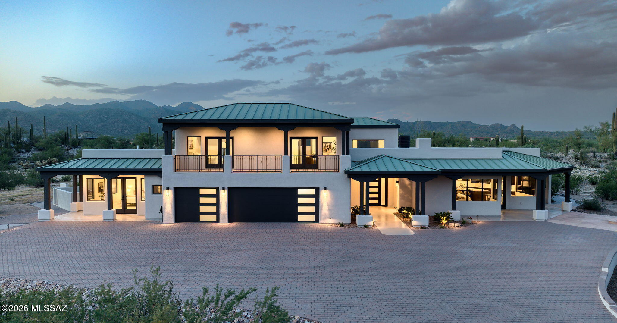 La Cholla Airpark - Residential