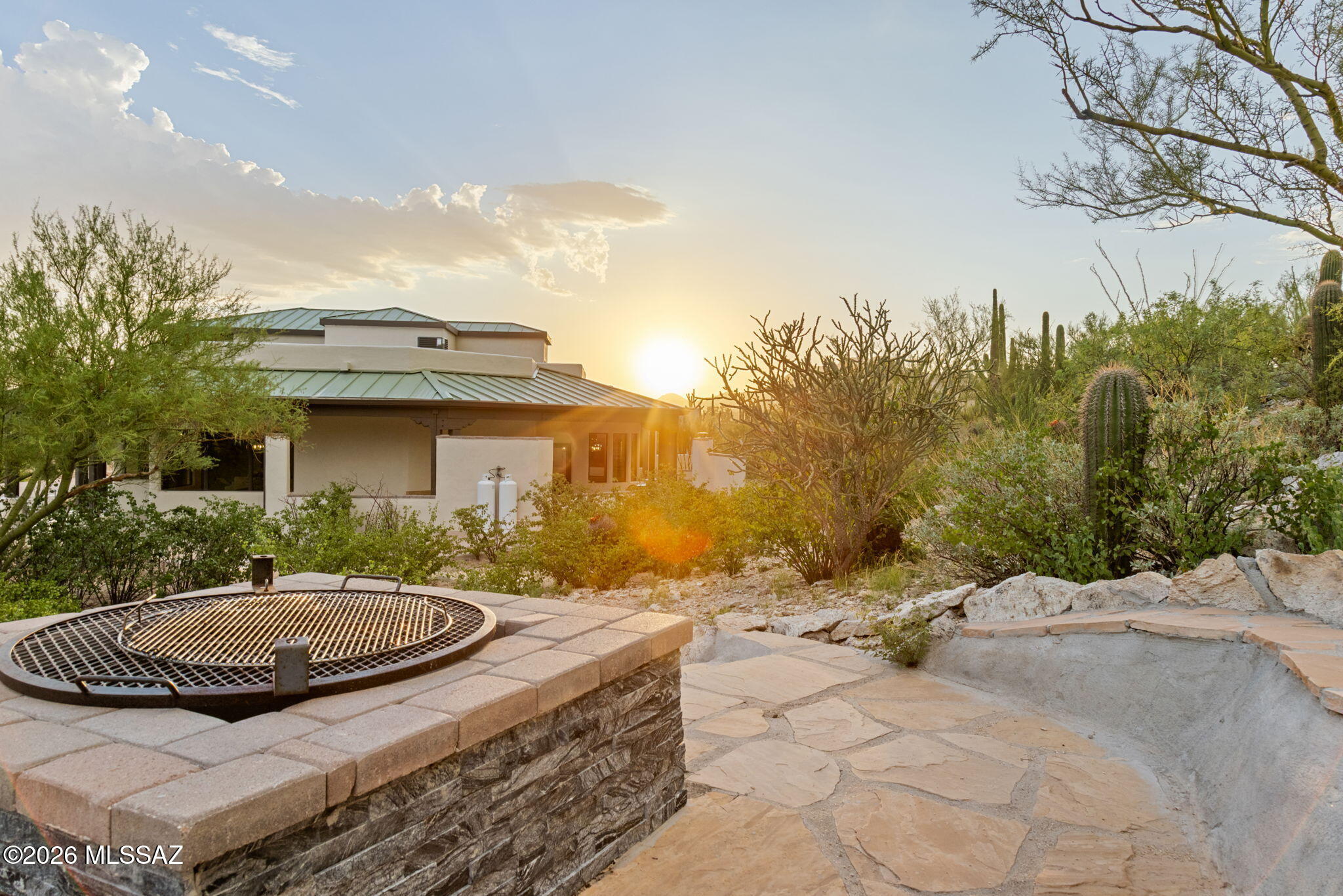 La Cholla Airpark - Residential