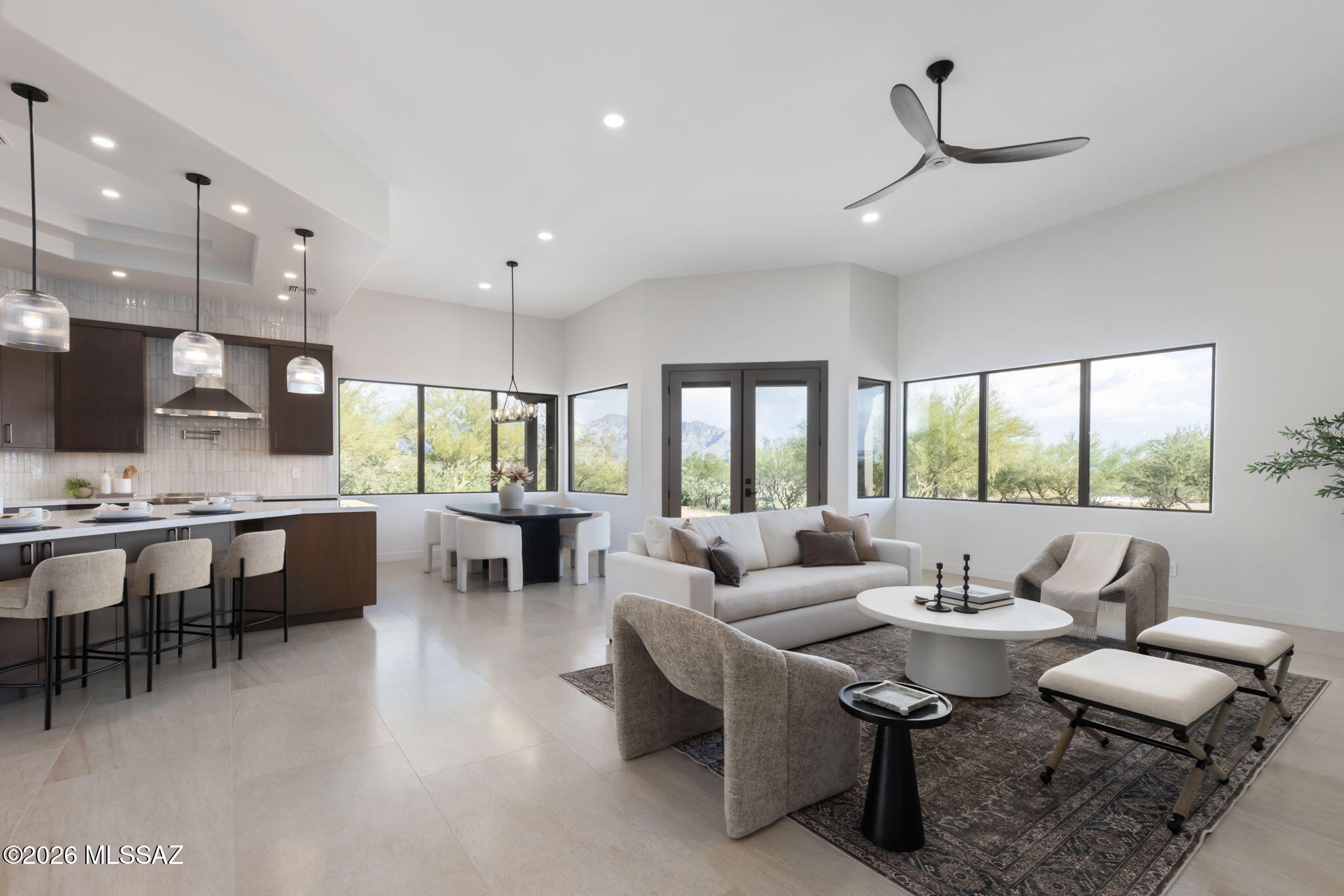 La Cholla Airpark - Residential