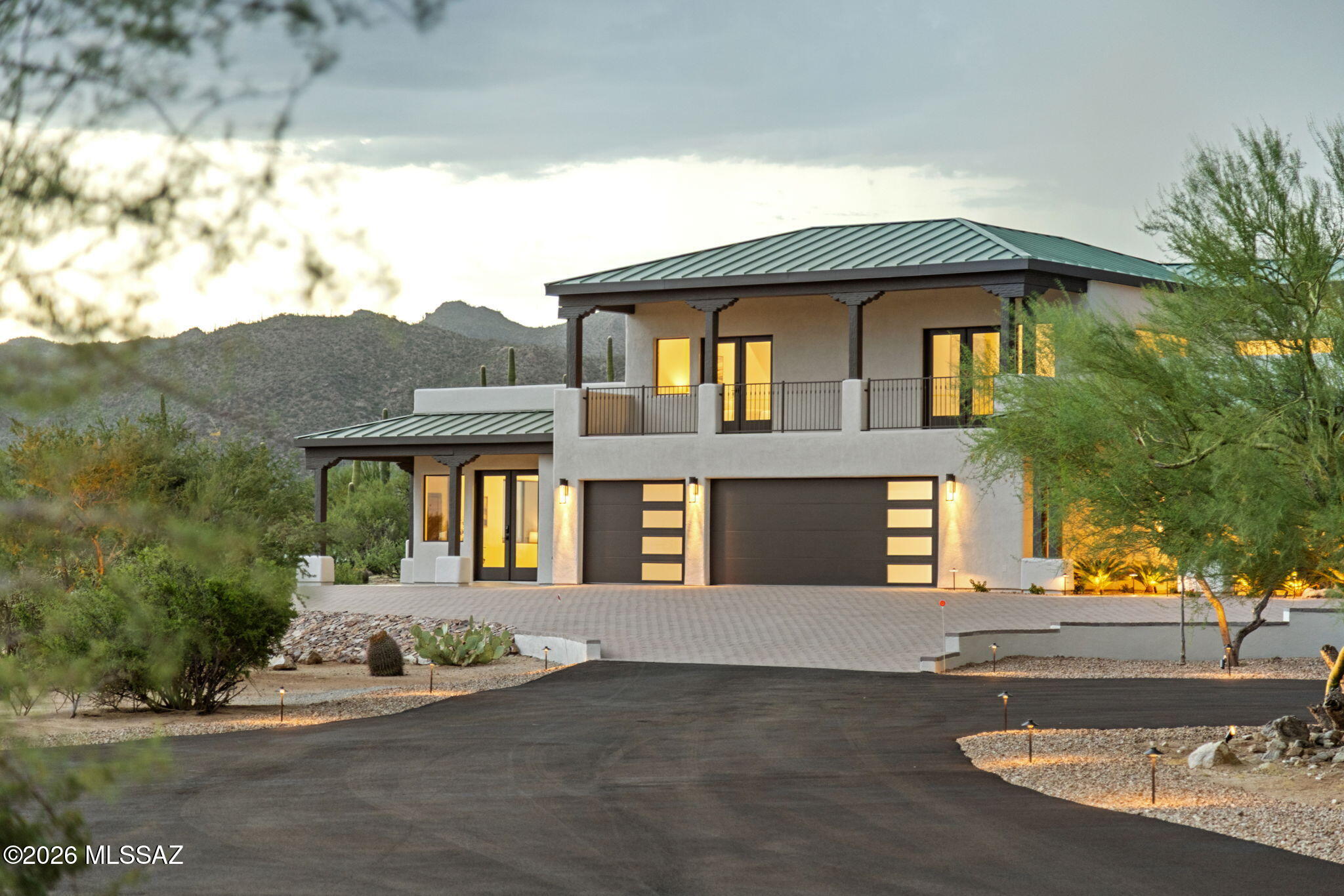 La Cholla Airpark - Residential
